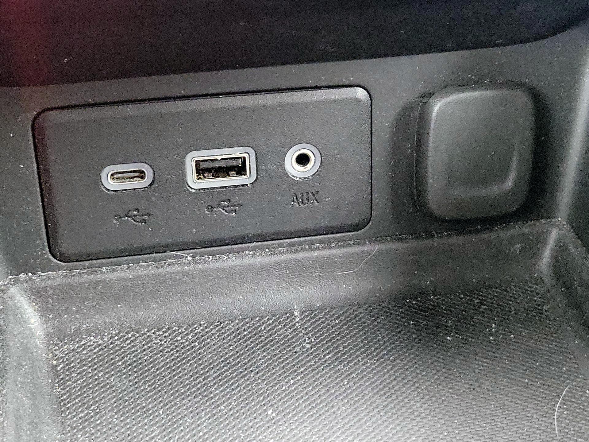 Thumbnail: 2022 GMC Terrain - 18