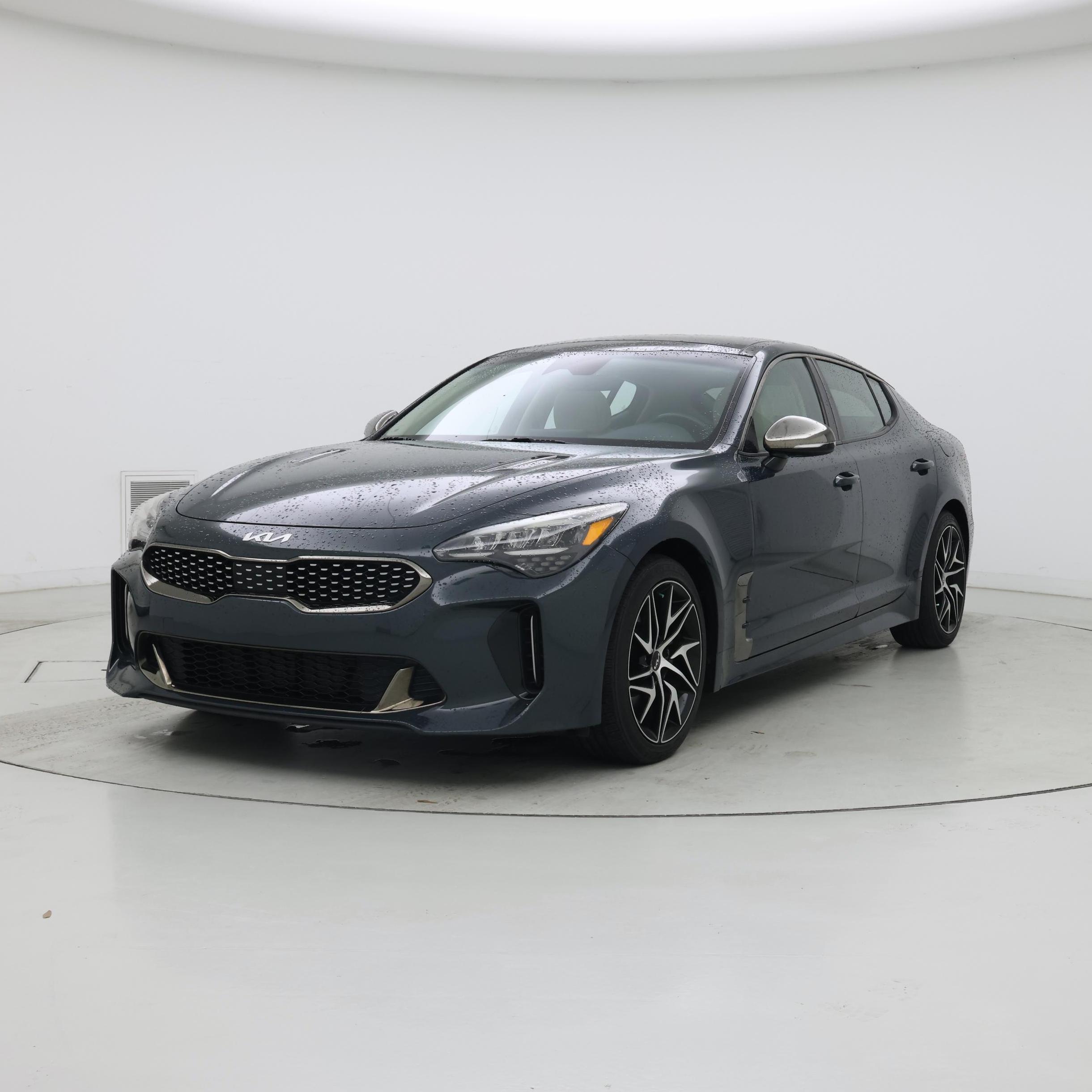 Thumbnail: 2022 Kia Stinger - 4