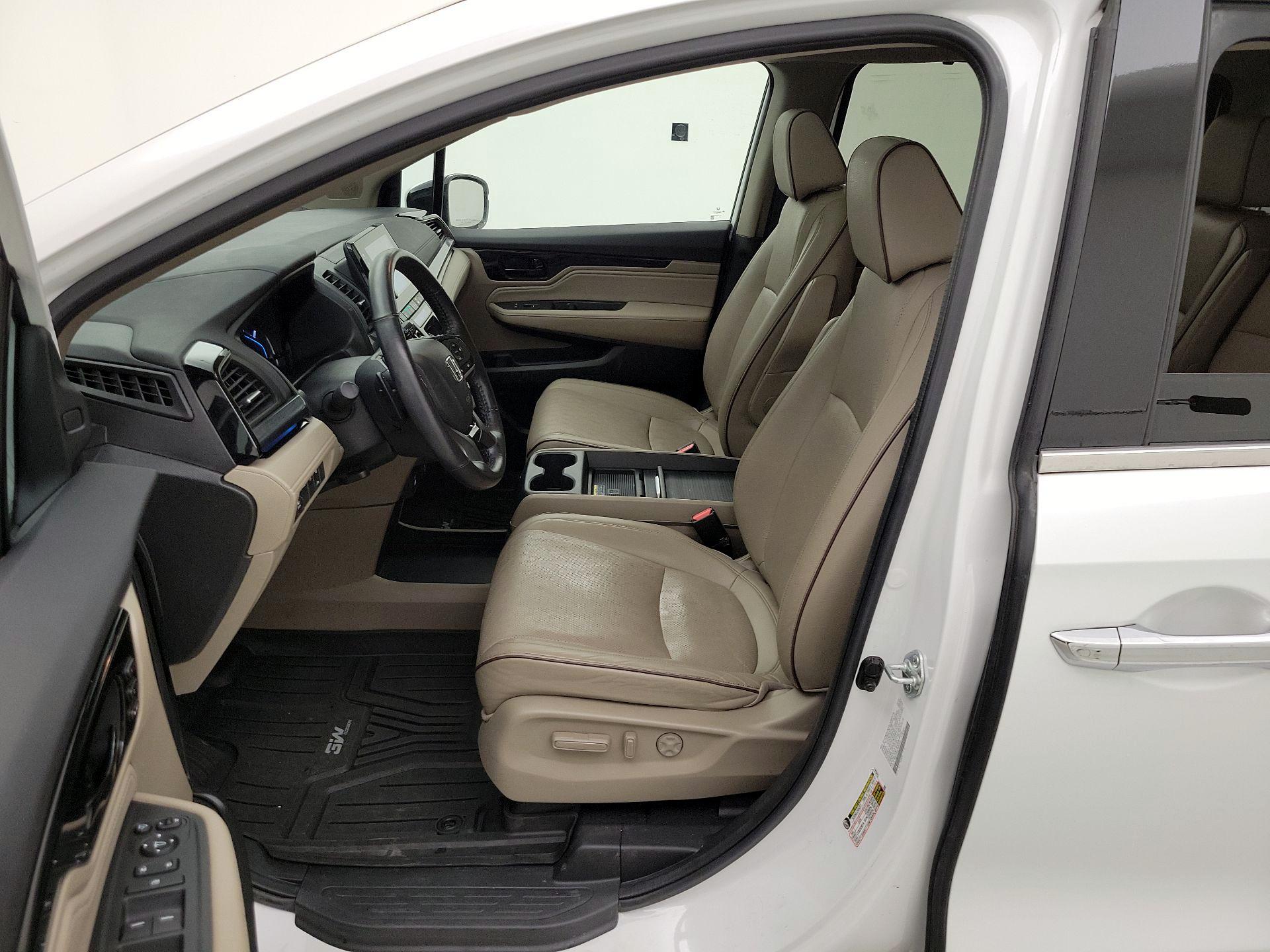 Thumbnail: 2023 Honda Odyssey - 11