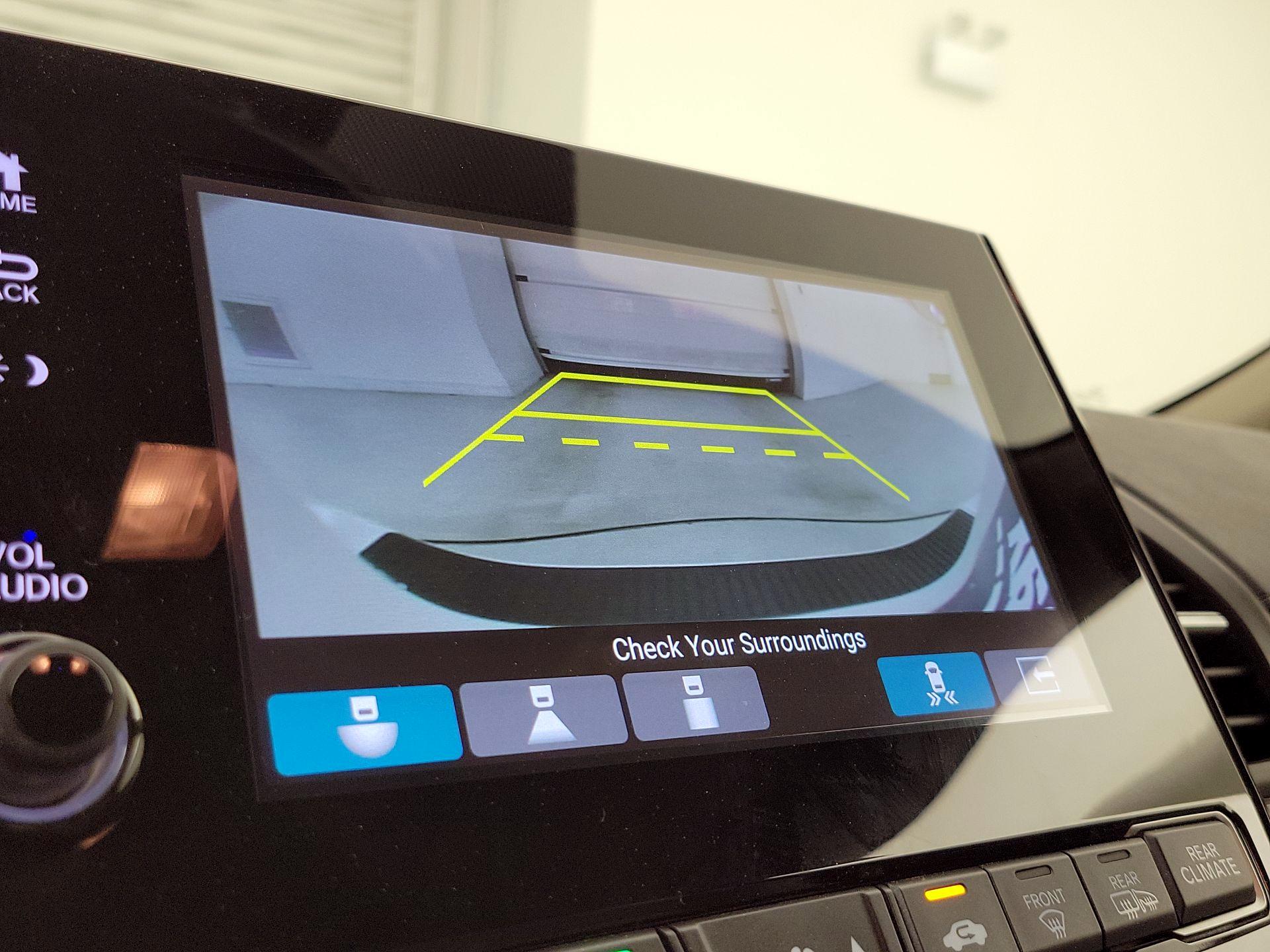 Thumbnail: 2023 Honda Odyssey - 15