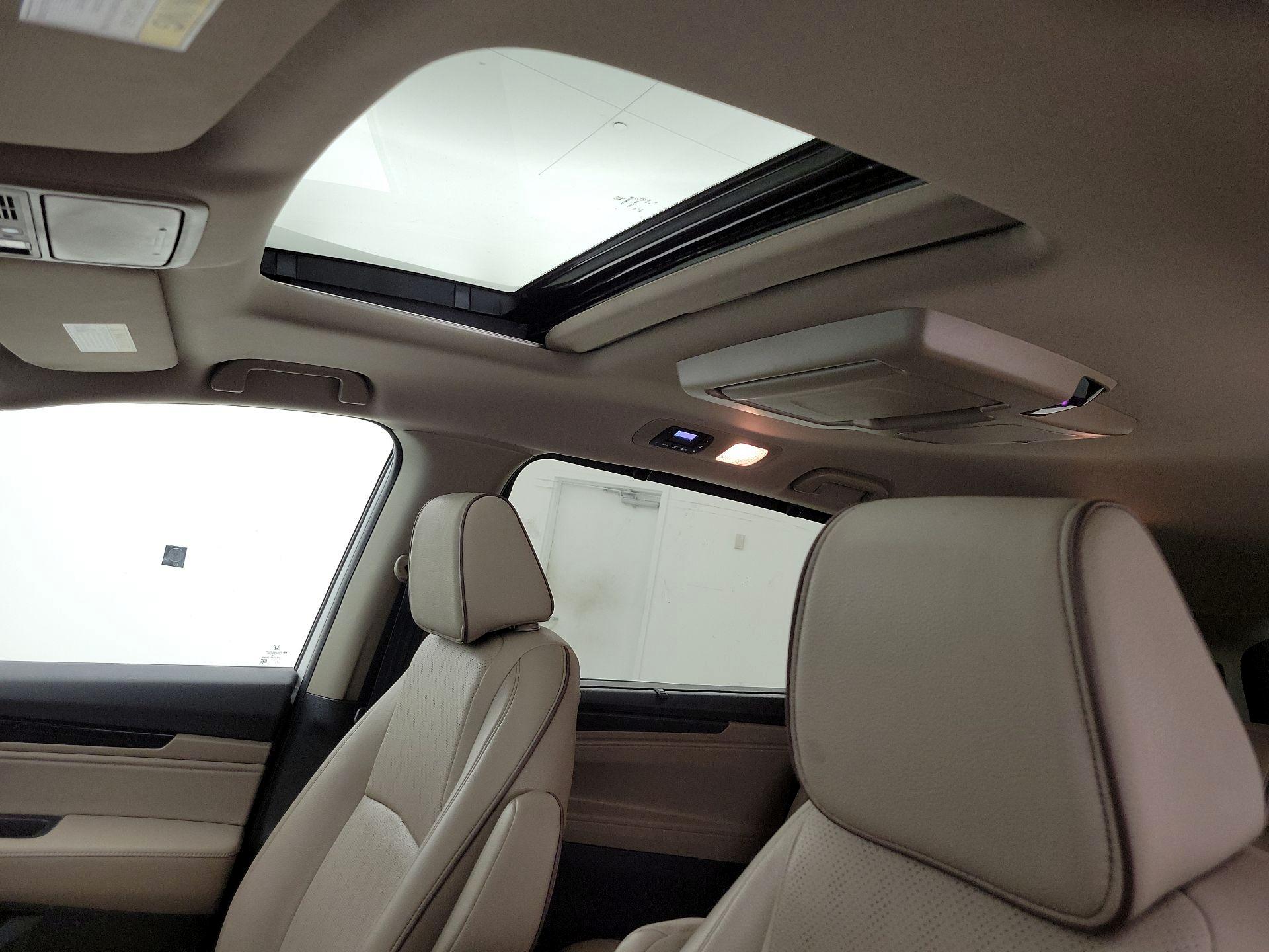 Thumbnail: 2023 Honda Odyssey - 20