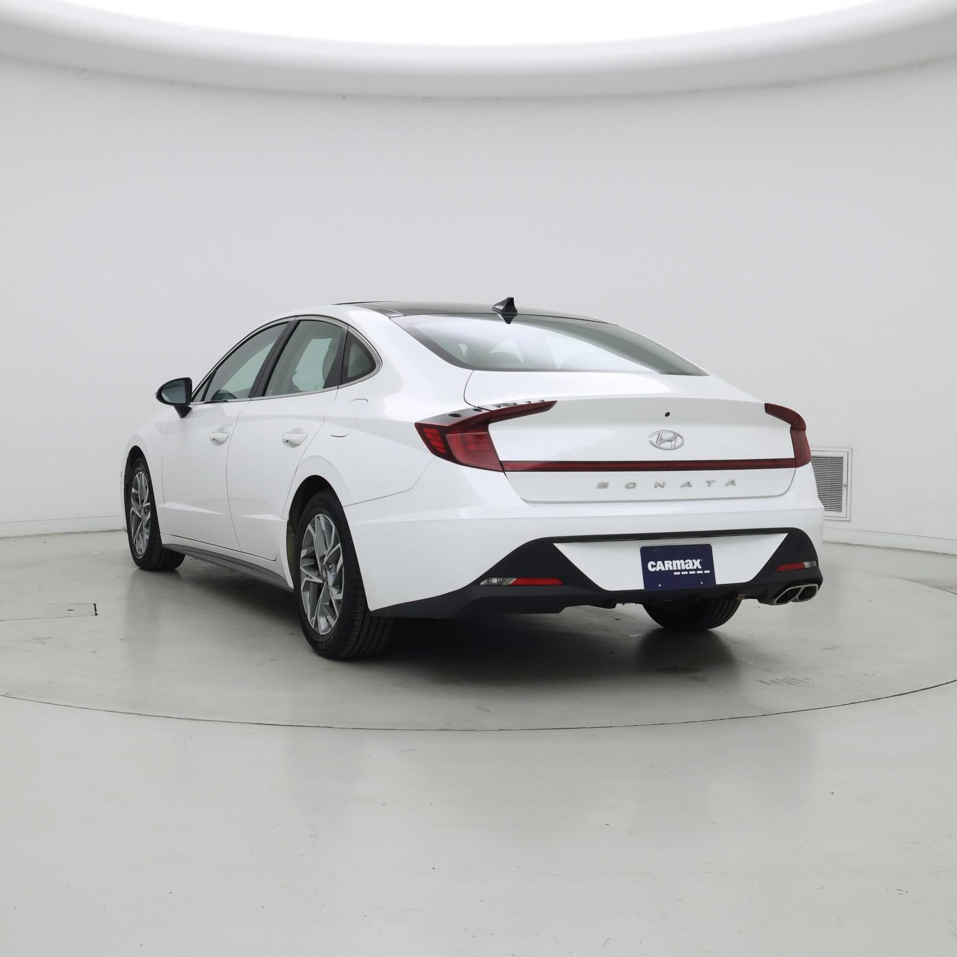 Thumbnail: 2023 Hyundai Sonata - 2
