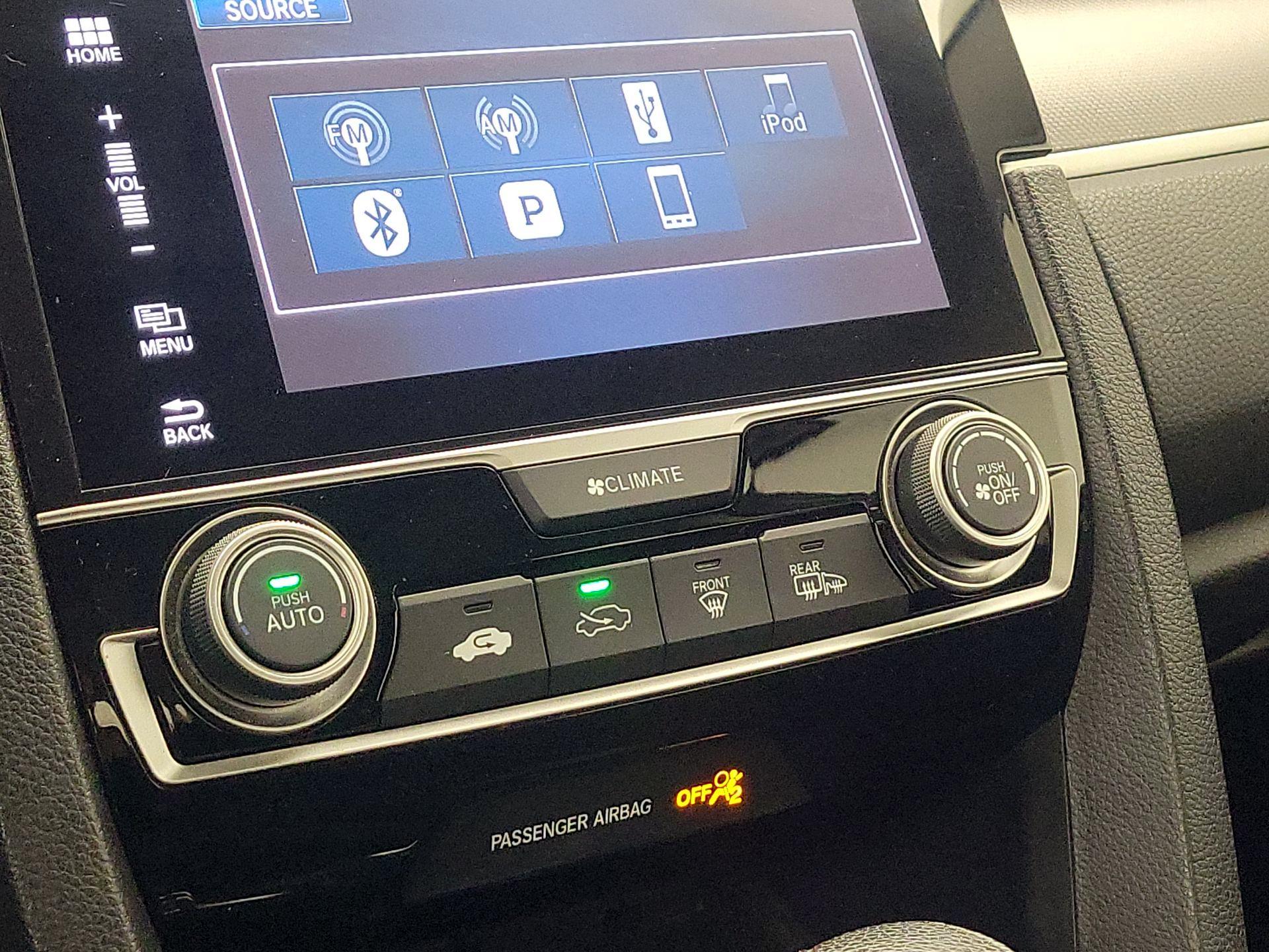 Thumbnail: 2017 Honda Civic - 16