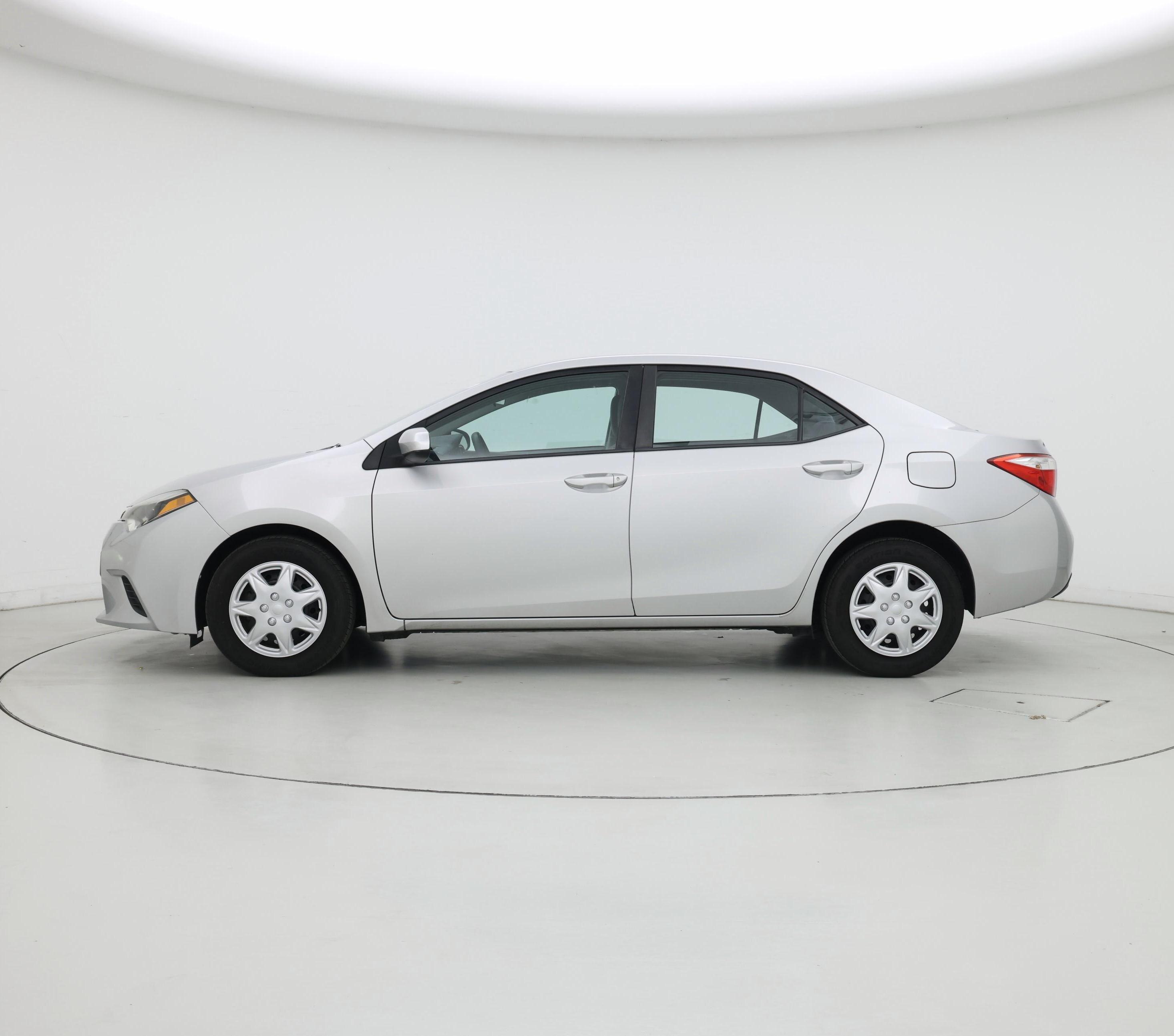 Thumbnail: 2015 Toyota Corolla - 3