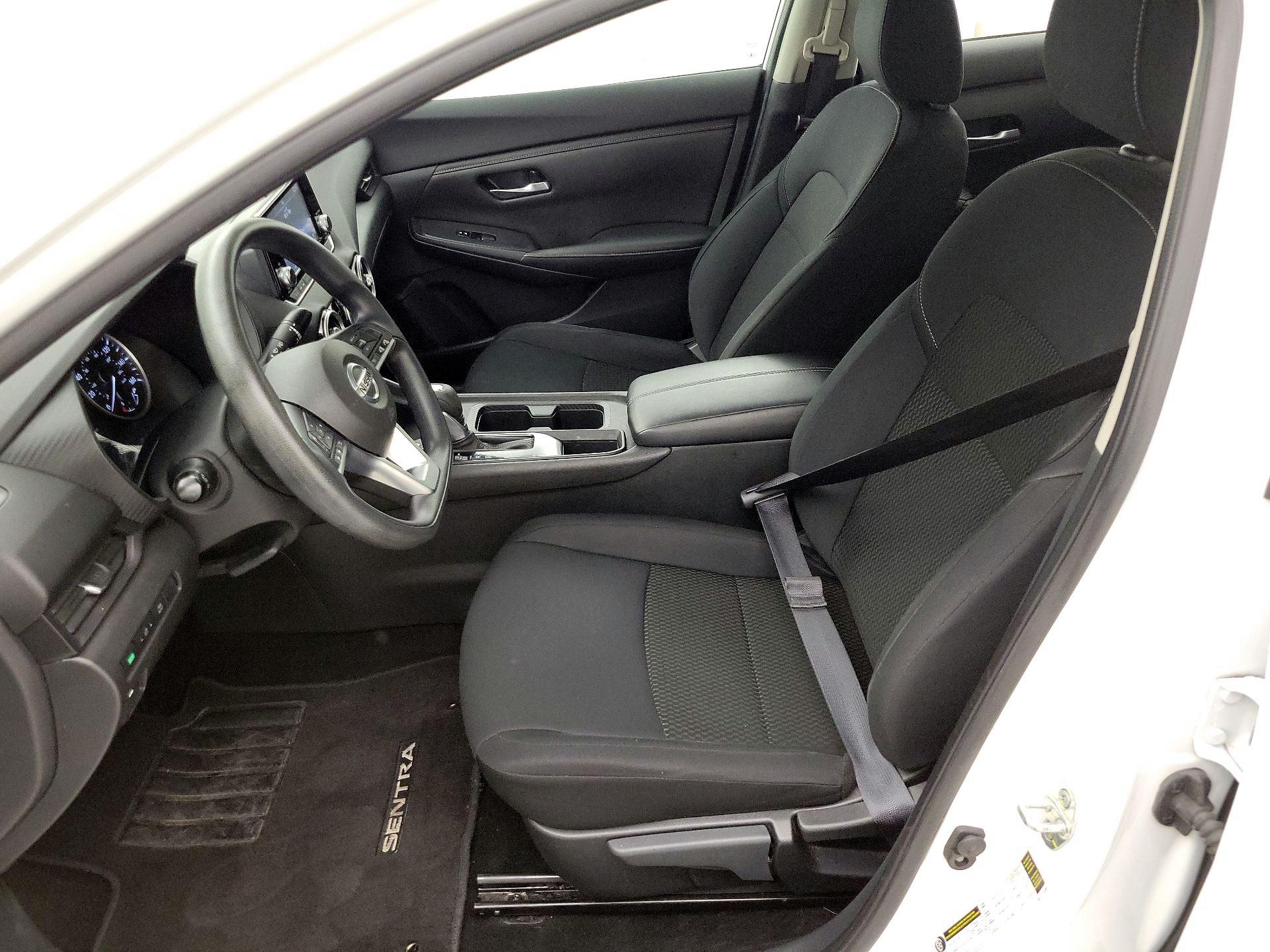 Thumbnail: 2022 Nissan Sentra - 11