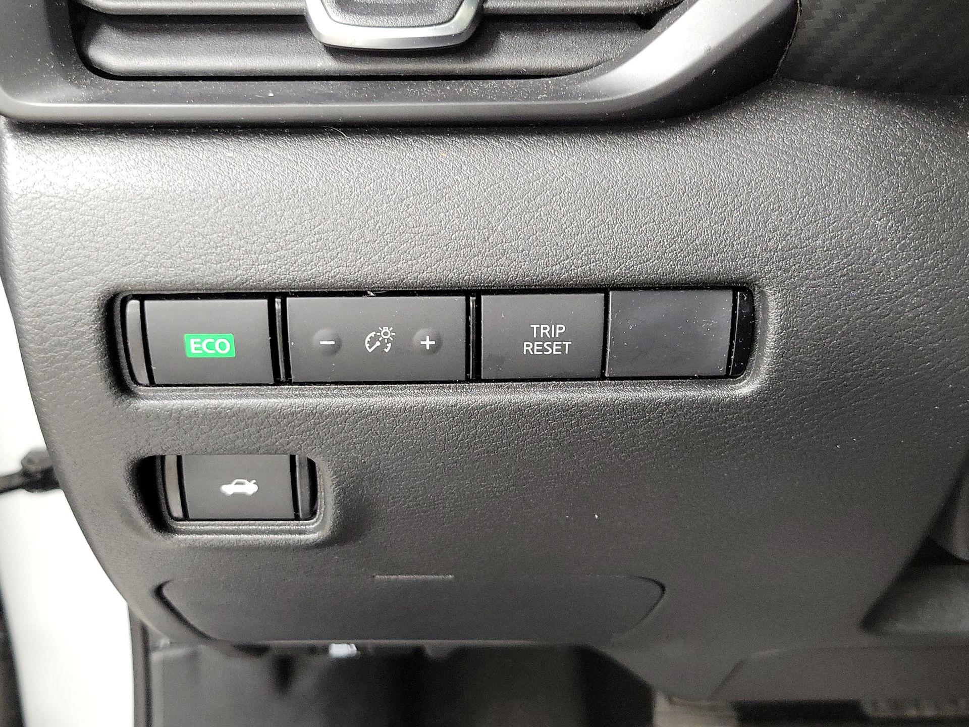 Thumbnail: 2022 Nissan Sentra - 13