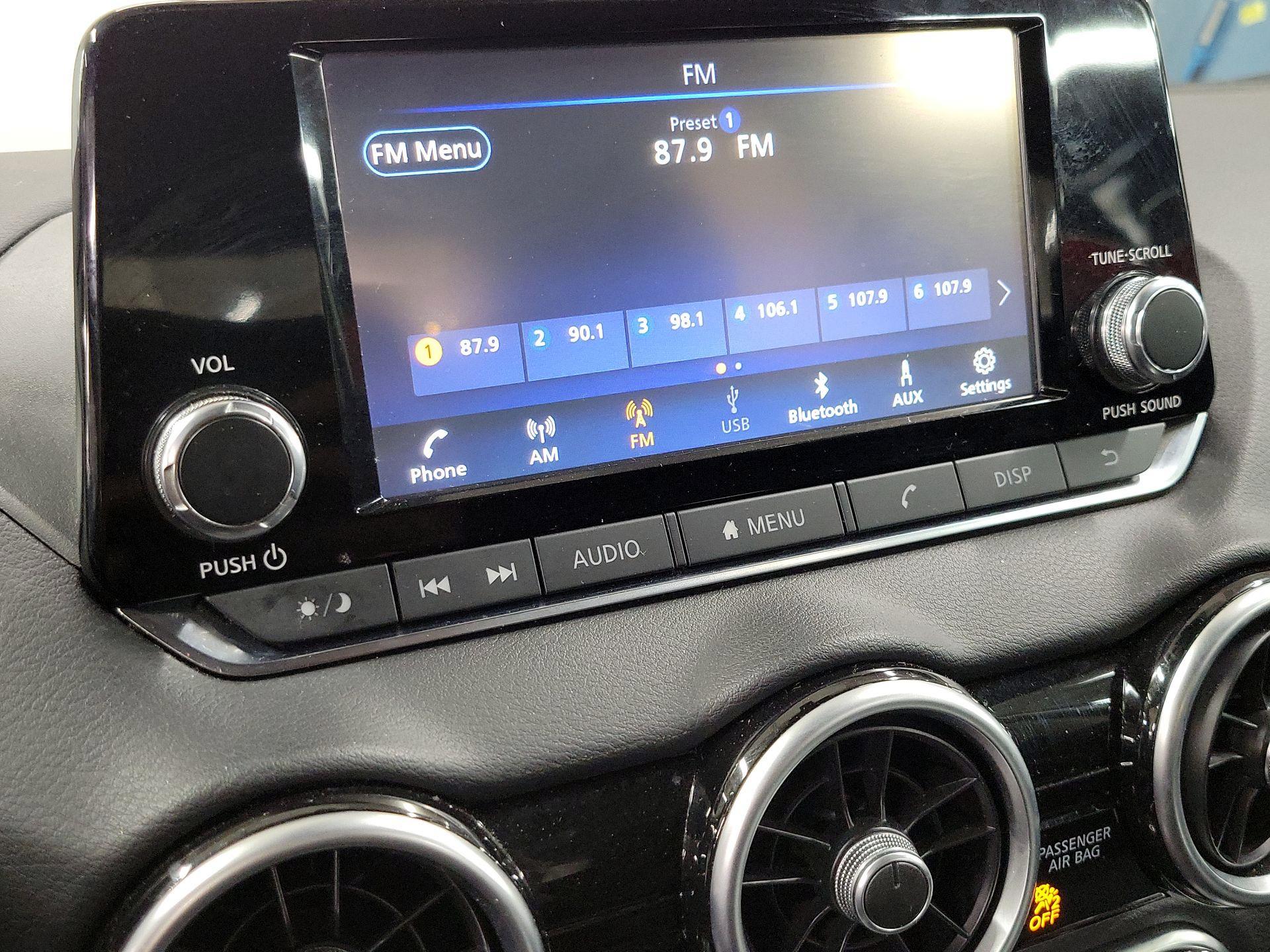 Thumbnail: 2022 Nissan Sentra - 15