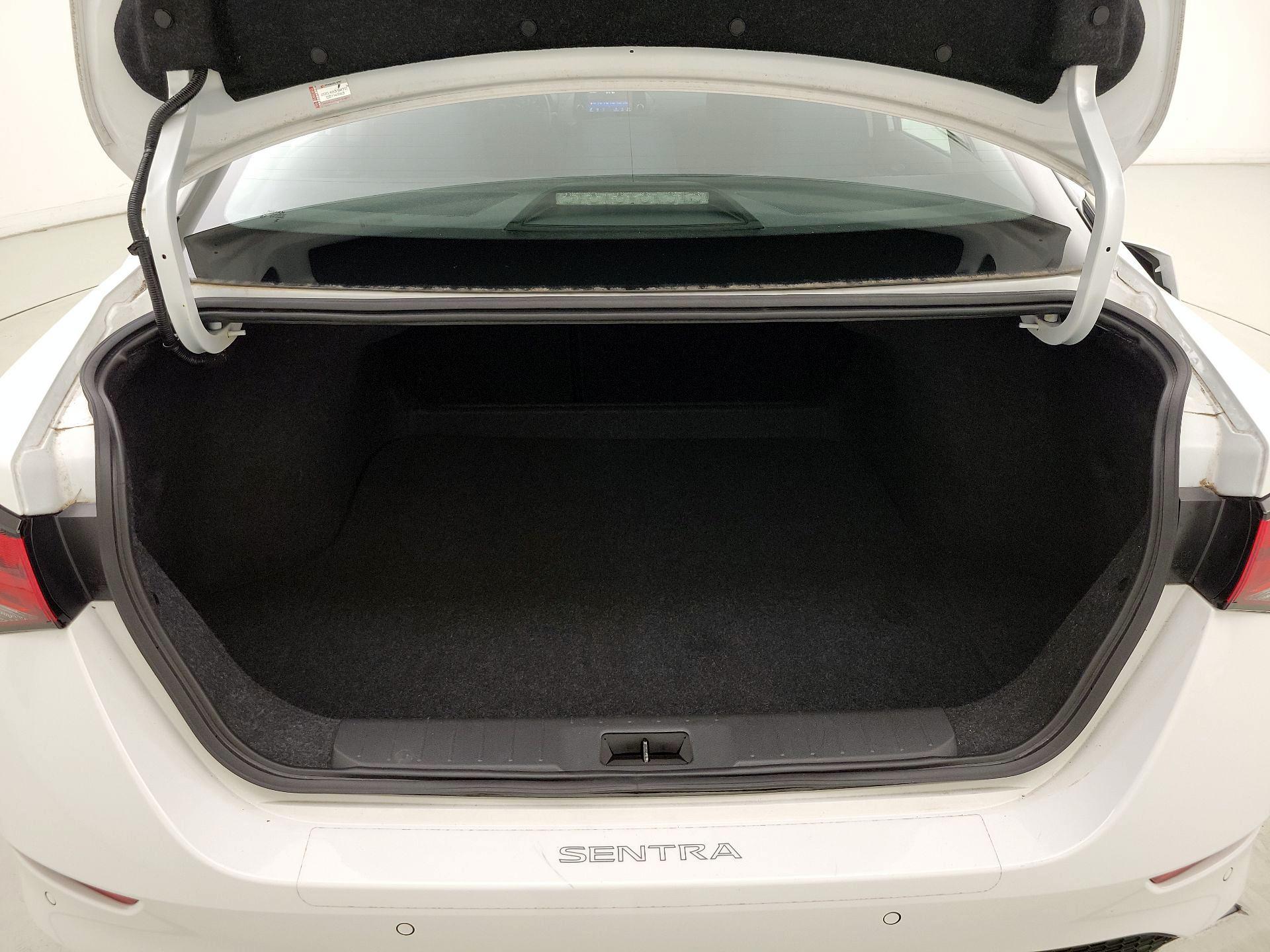 Thumbnail: 2022 Nissan Sentra - 20