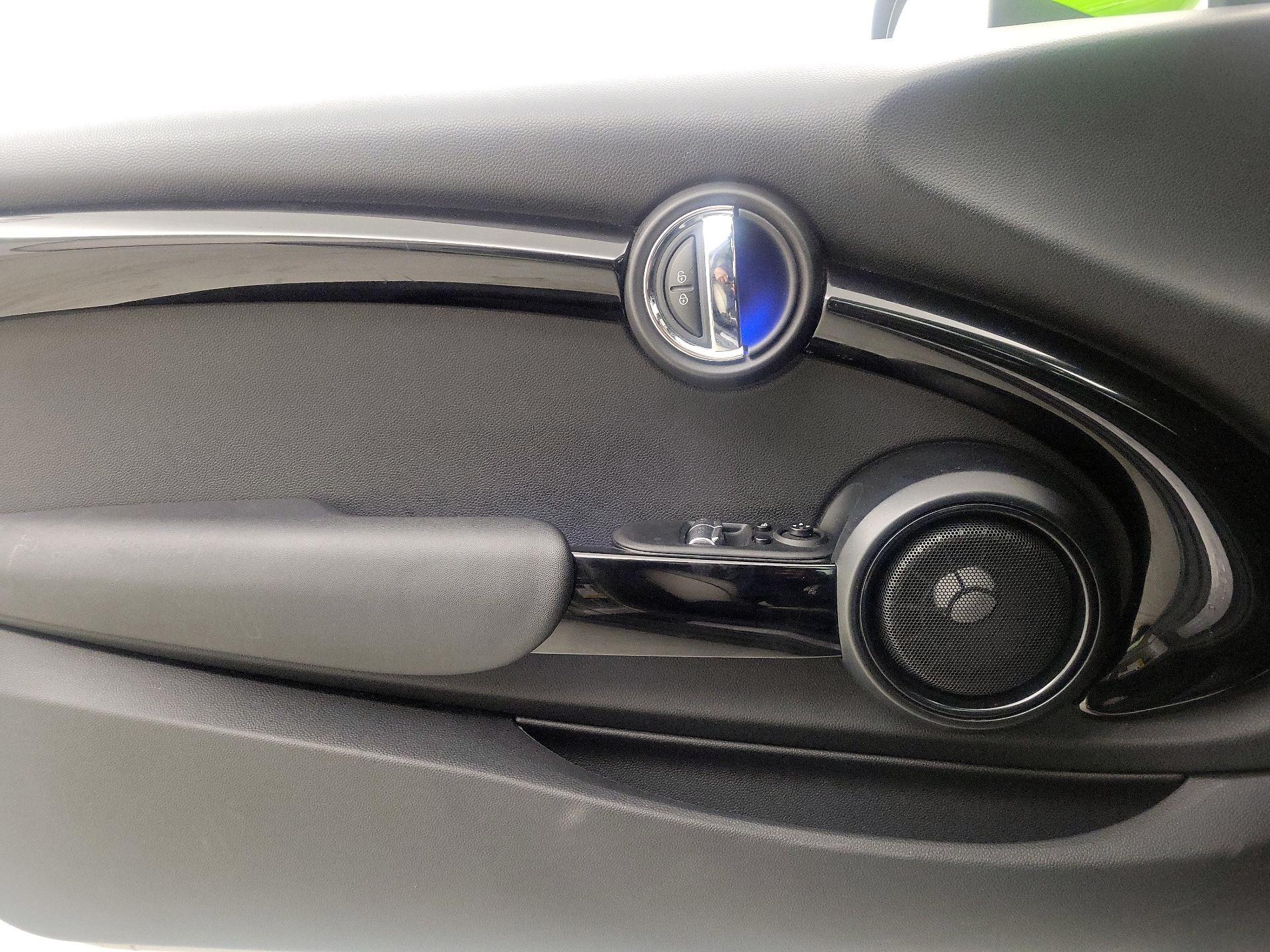 Thumbnail: 2021 MINI Cooper Hardtop - 12