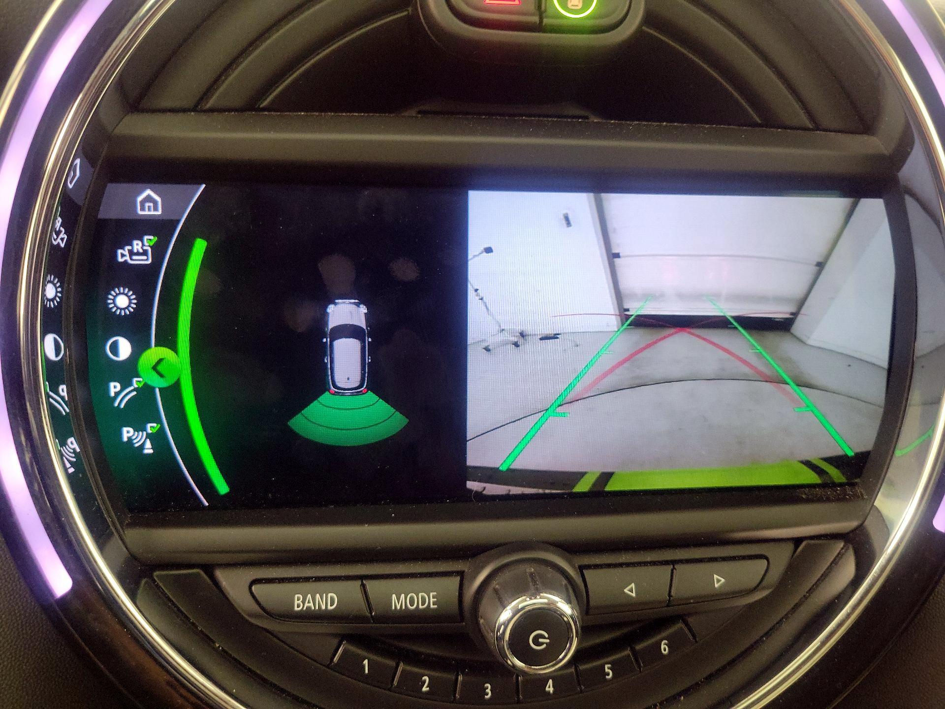 Thumbnail: 2021 MINI Cooper Hardtop - 15