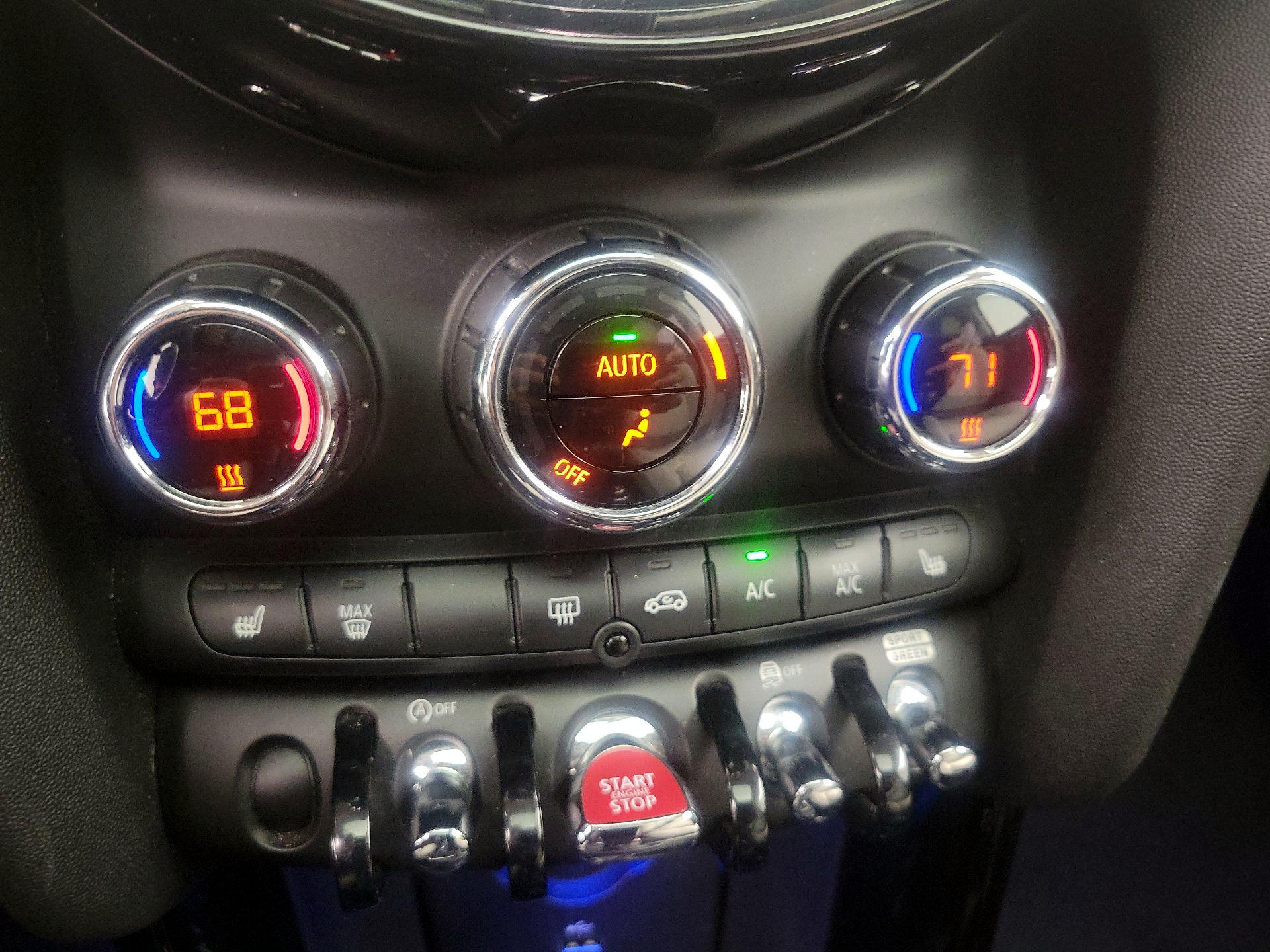 Thumbnail: 2021 MINI Cooper Hardtop - 17