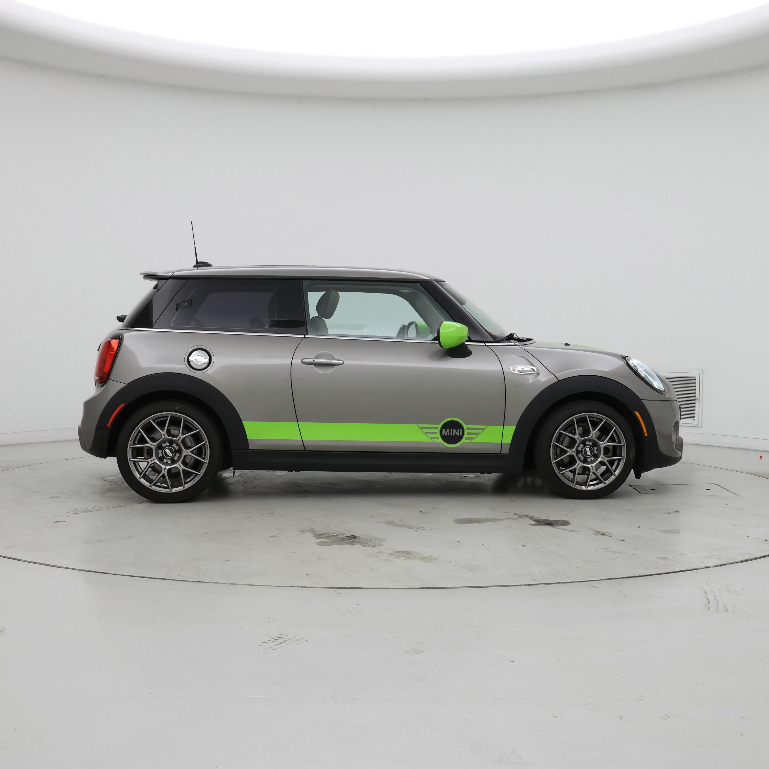 Thumbnail: 2021 MINI Cooper Hardtop - 7