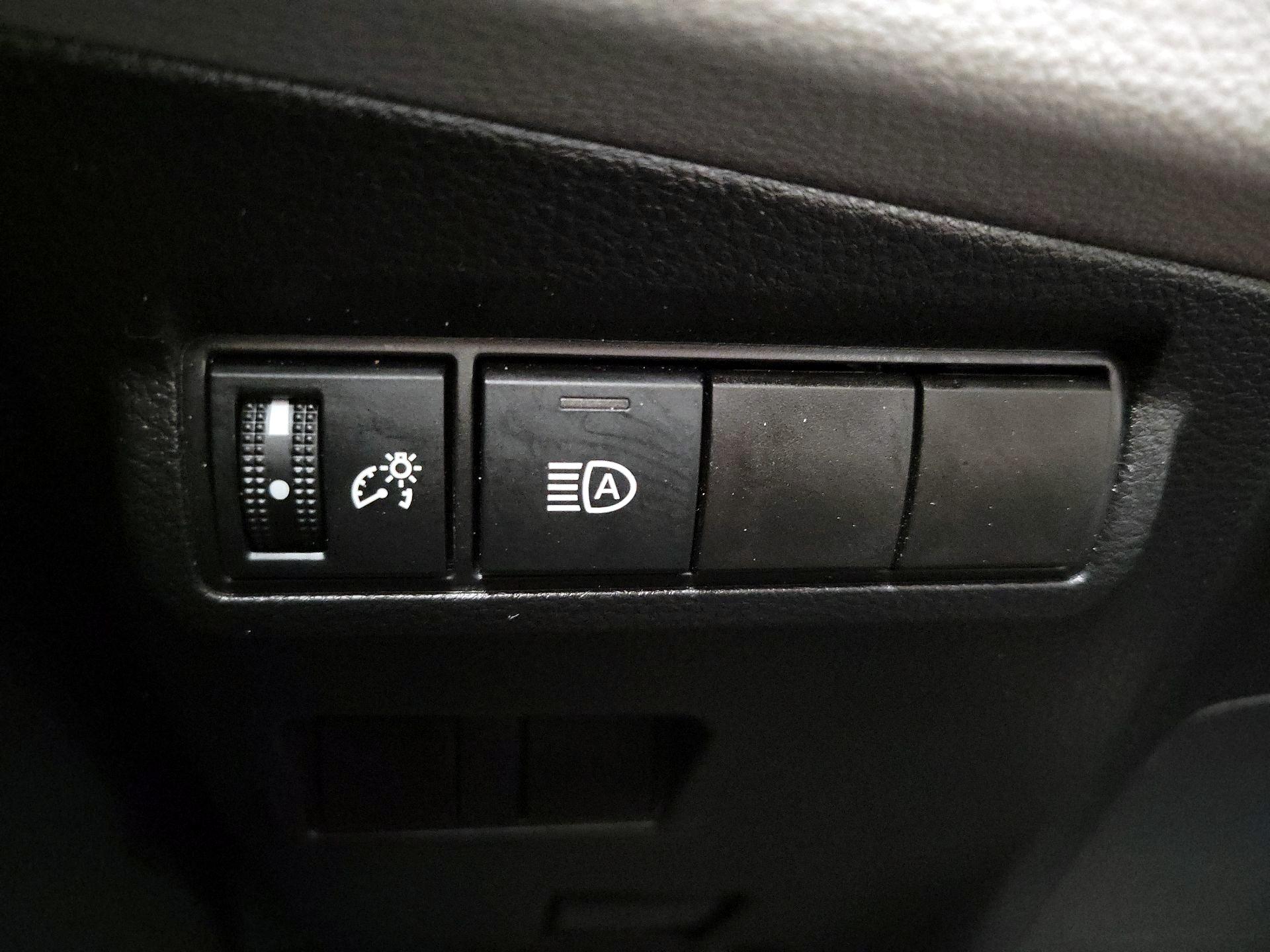 Thumbnail: 2025 Toyota Corolla Cross - 13