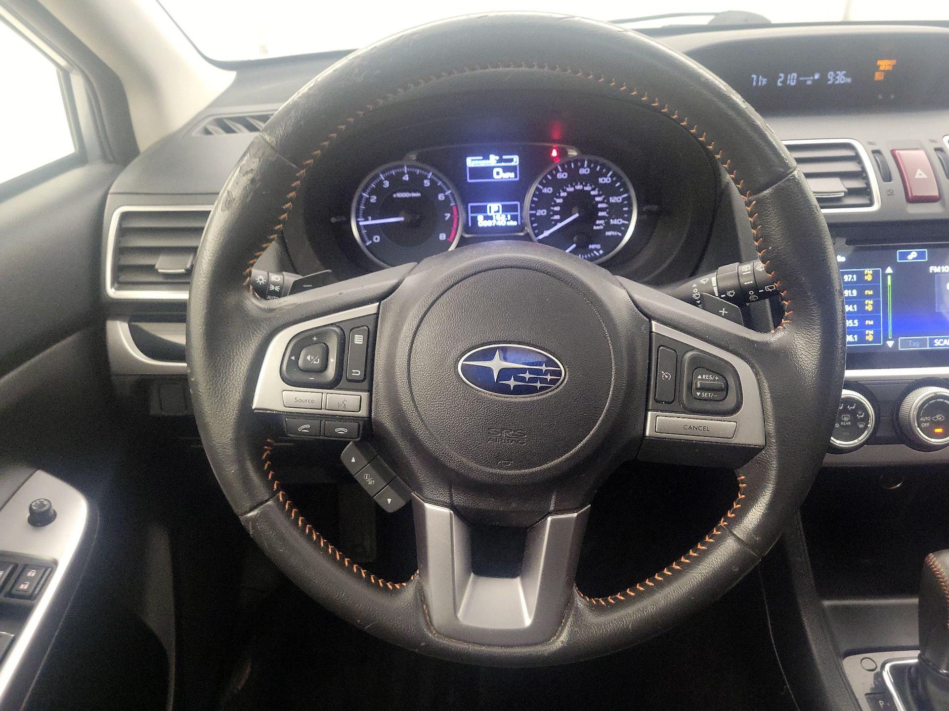 Thumbnail: 2017 Subaru Crosstrek - 10