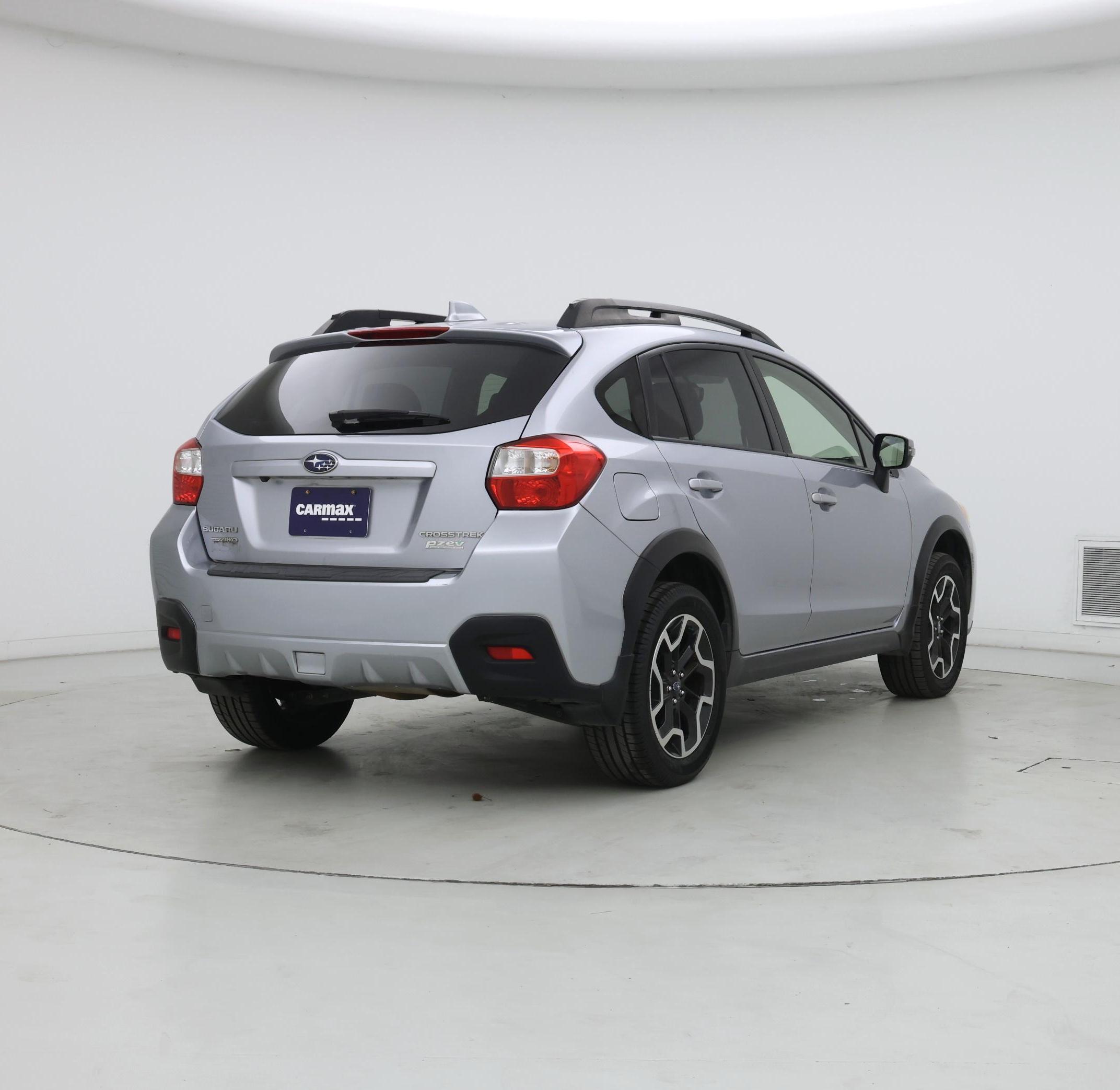 Thumbnail: 2017 Subaru Crosstrek - 8