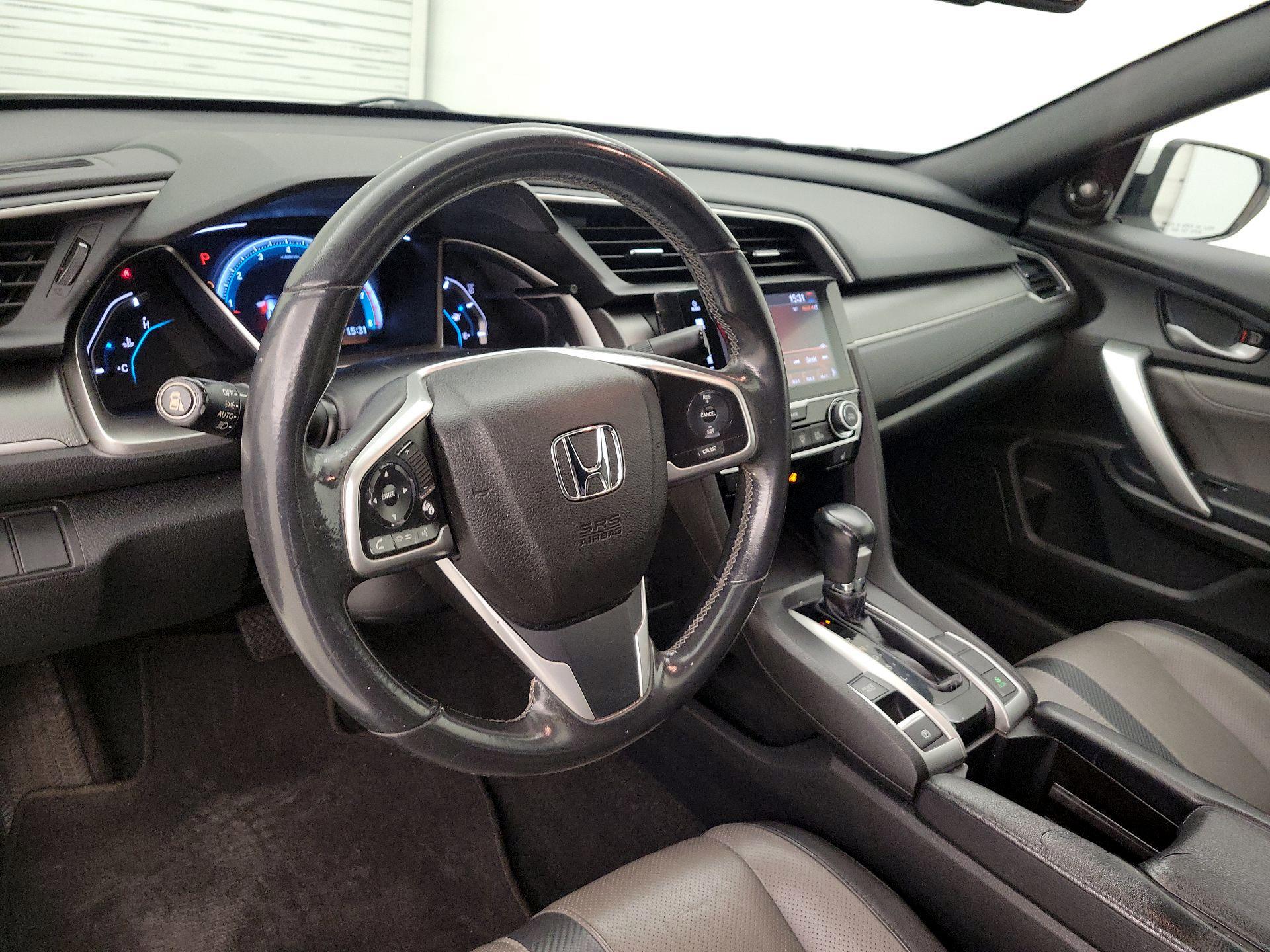 Thumbnail: 2017 Honda Civic - 9