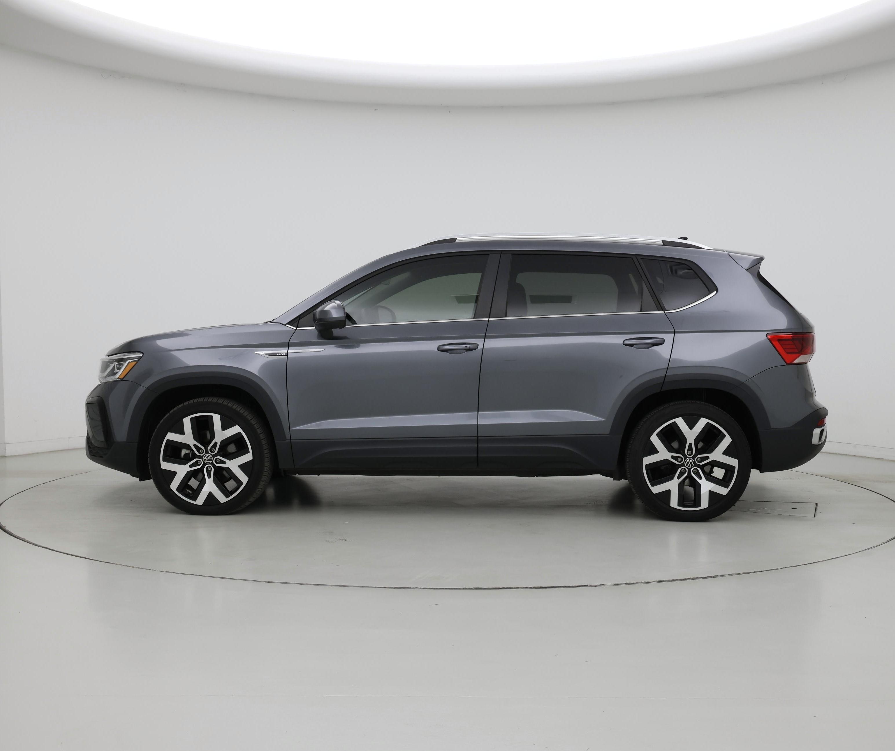 Thumbnail: 2022 Volkswagen Taos - 3