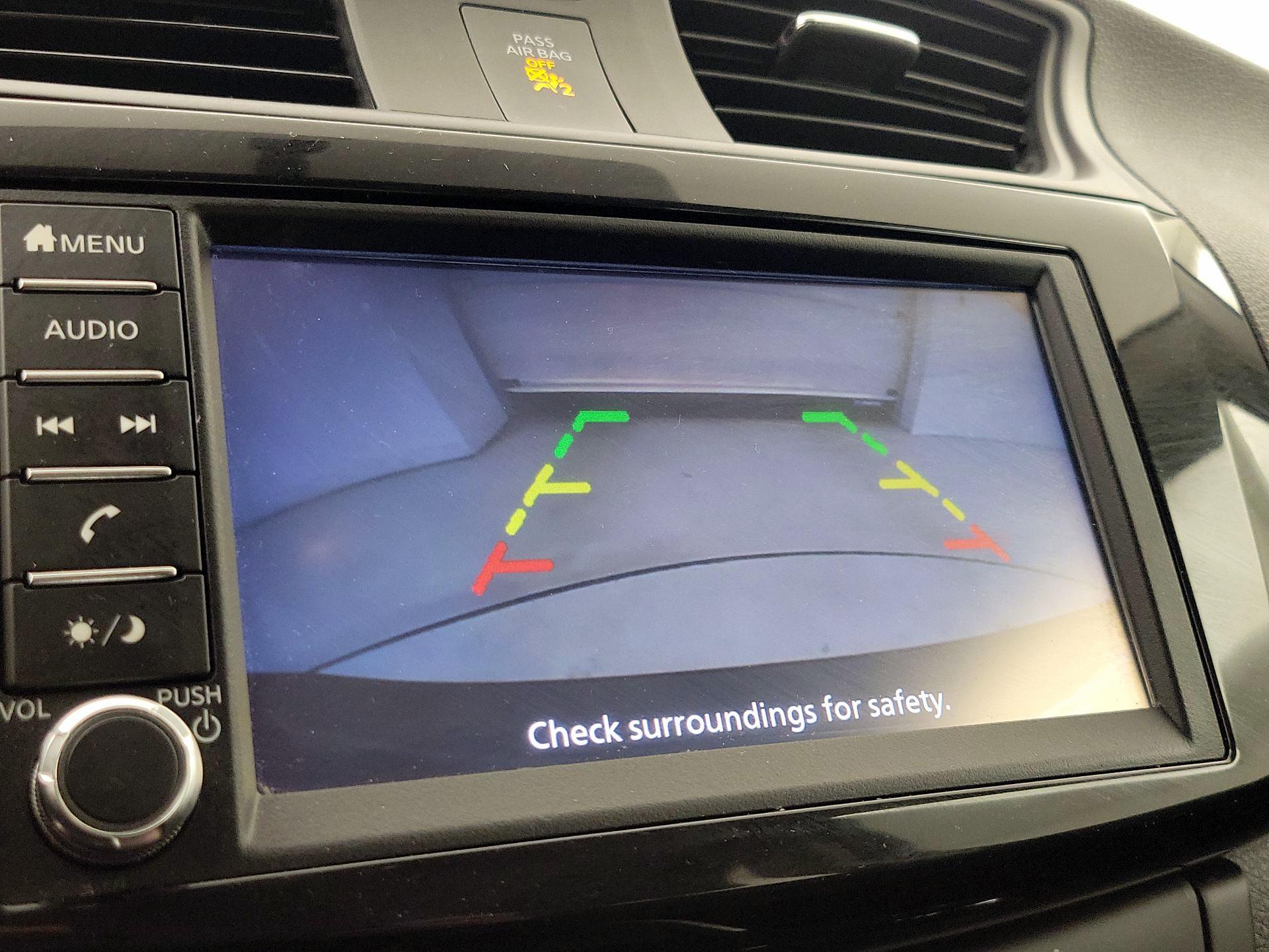 Thumbnail: 2019 Nissan Sentra - 14