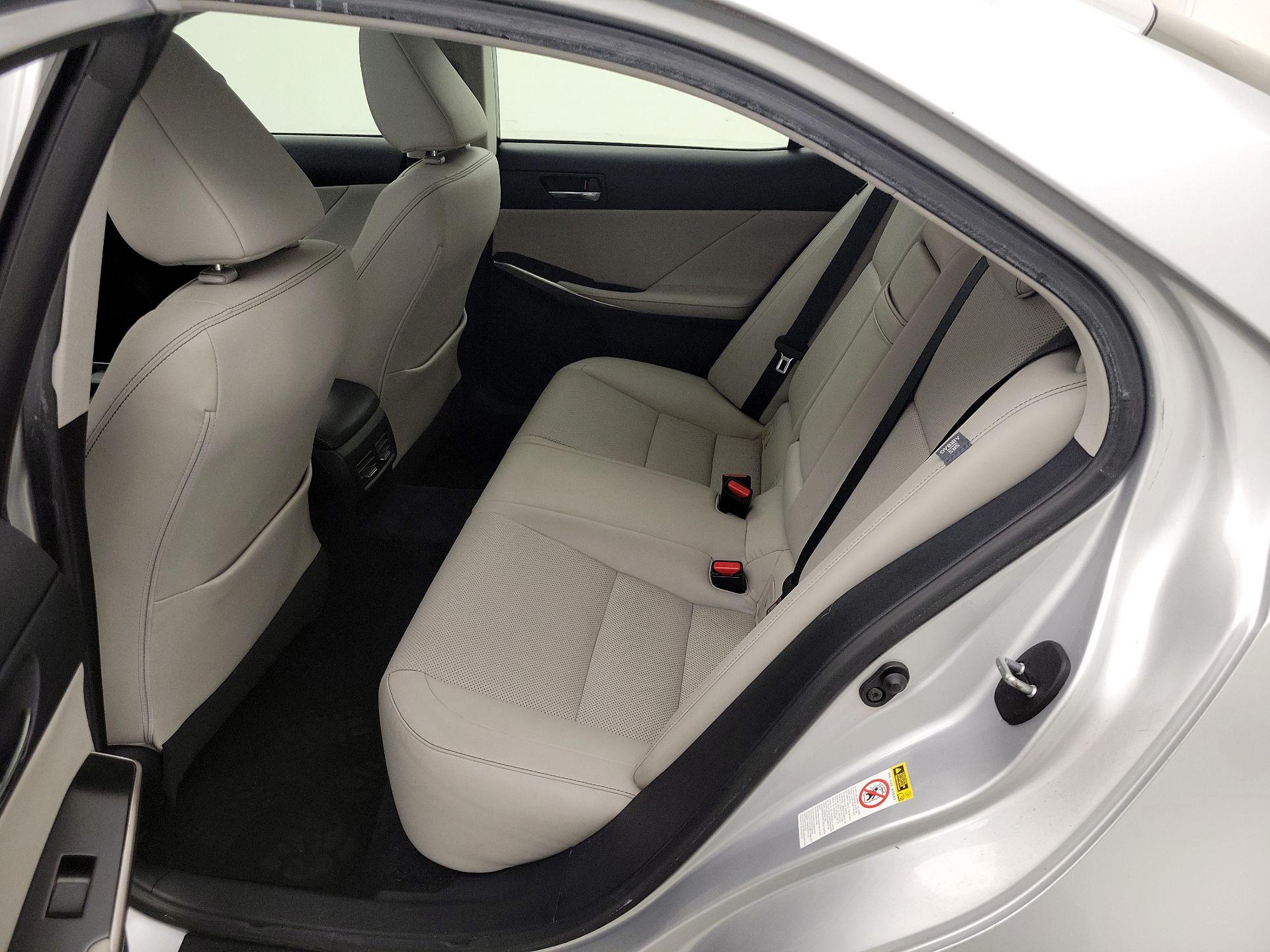 Thumbnail: 2014 Lexus IS - 20