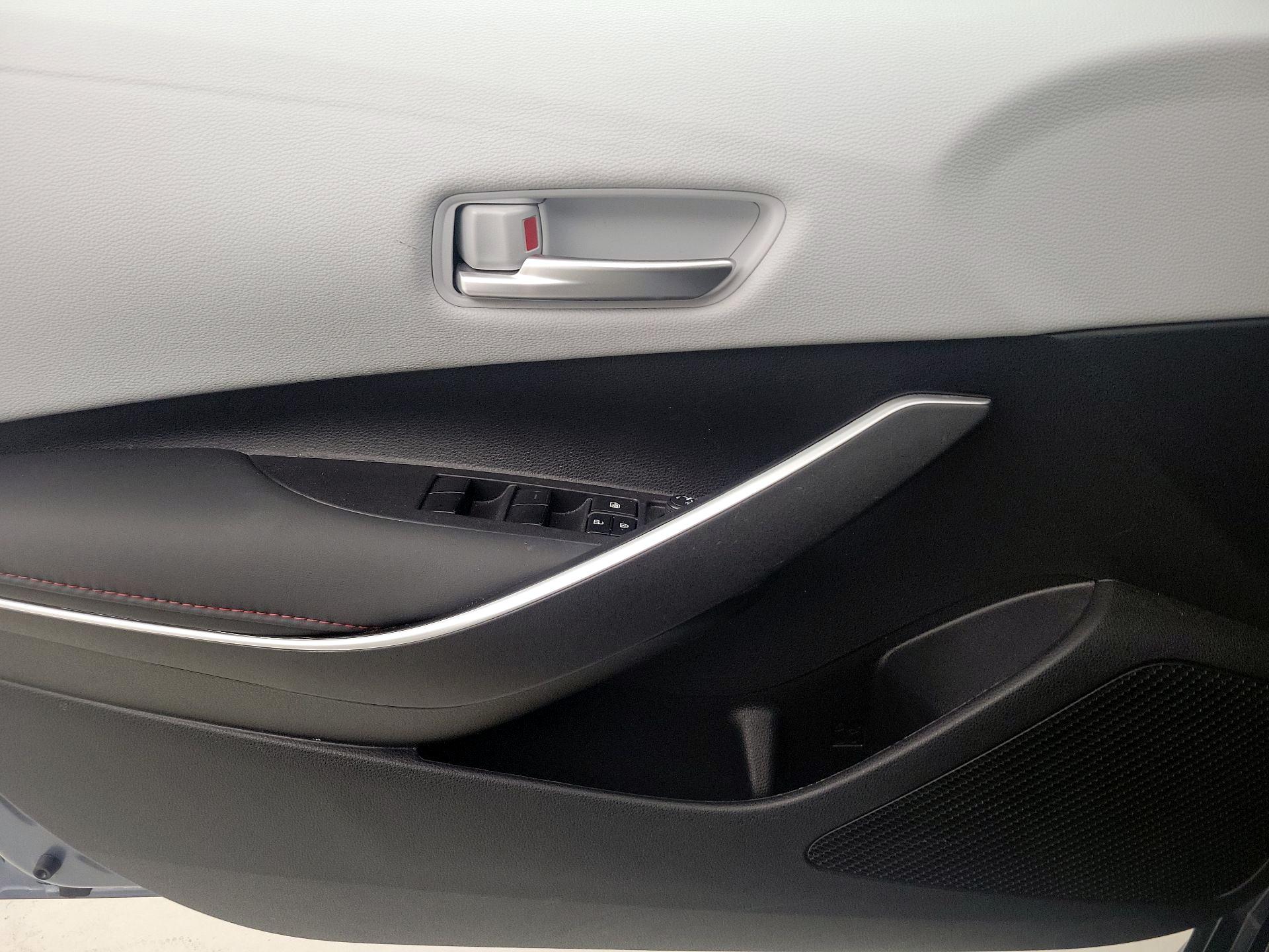 Thumbnail: 2024 Toyota Corolla - 12