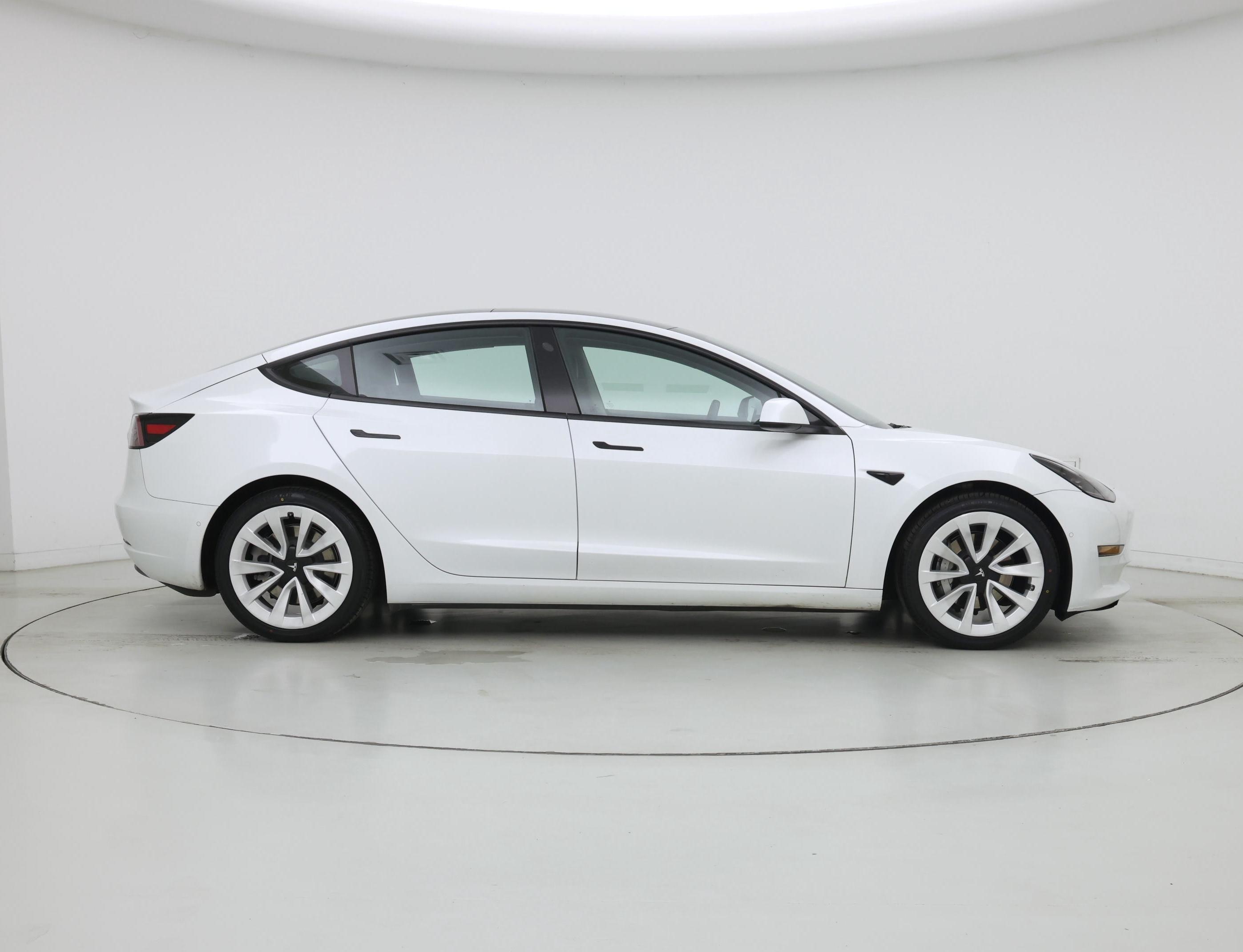 Thumbnail: 2021 Tesla Model 3 - 7