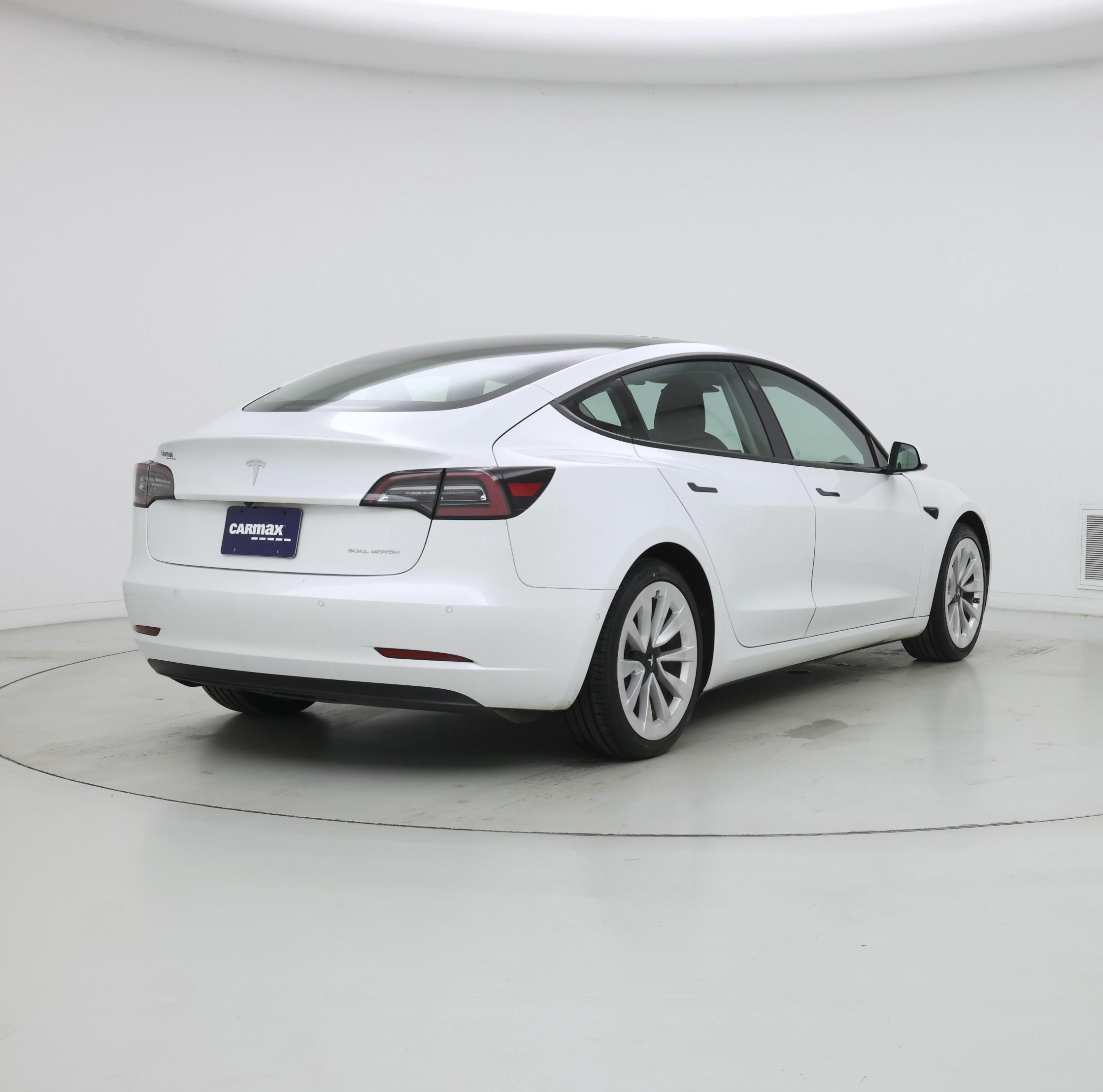 Thumbnail: 2021 Tesla Model 3 - 8