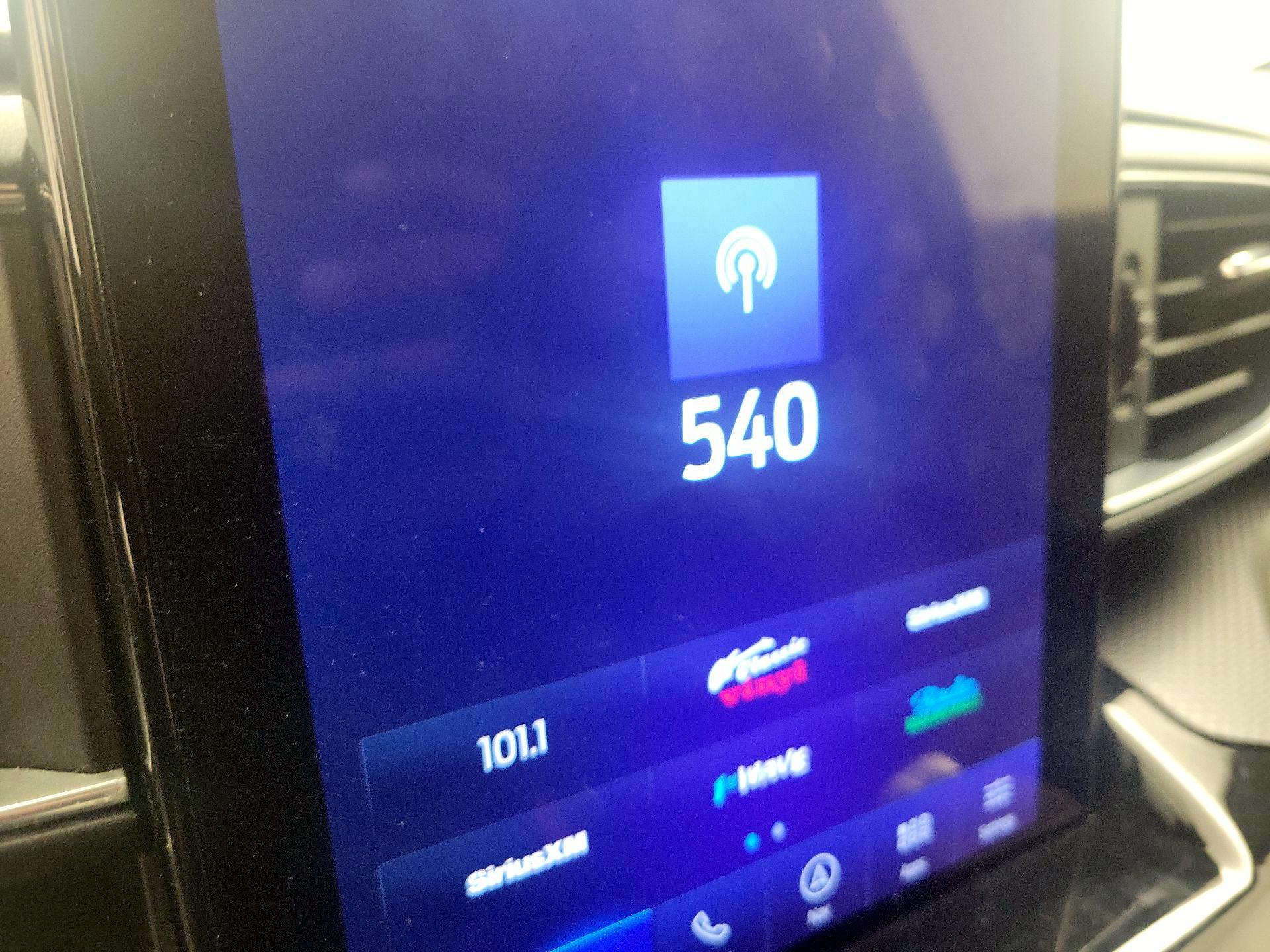 Thumbnail: 2021 Ford Explorer - 16