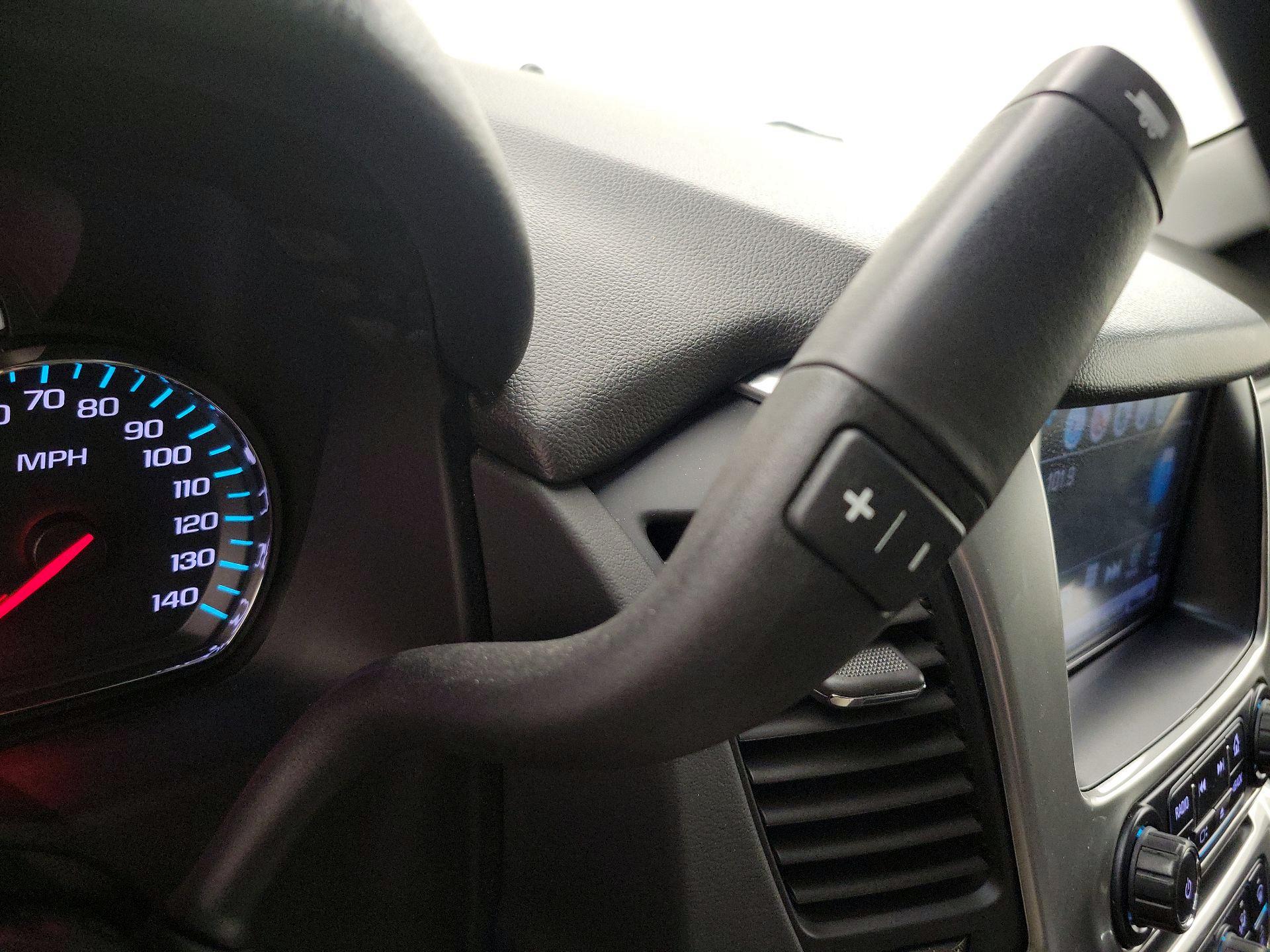 Thumbnail: 2018 Chevrolet Tahoe - 18