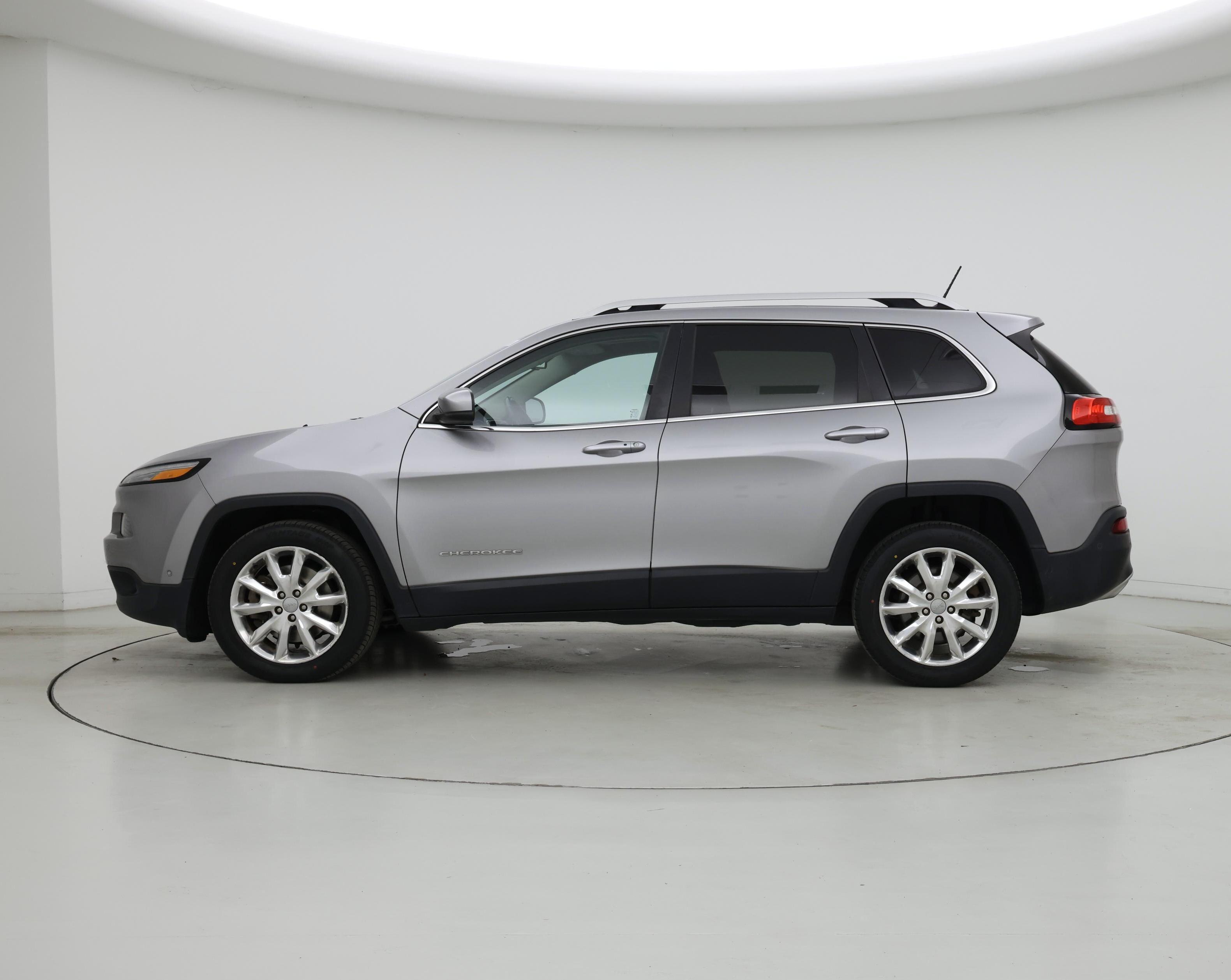 Thumbnail: 2015 Jeep Cherokee - 3