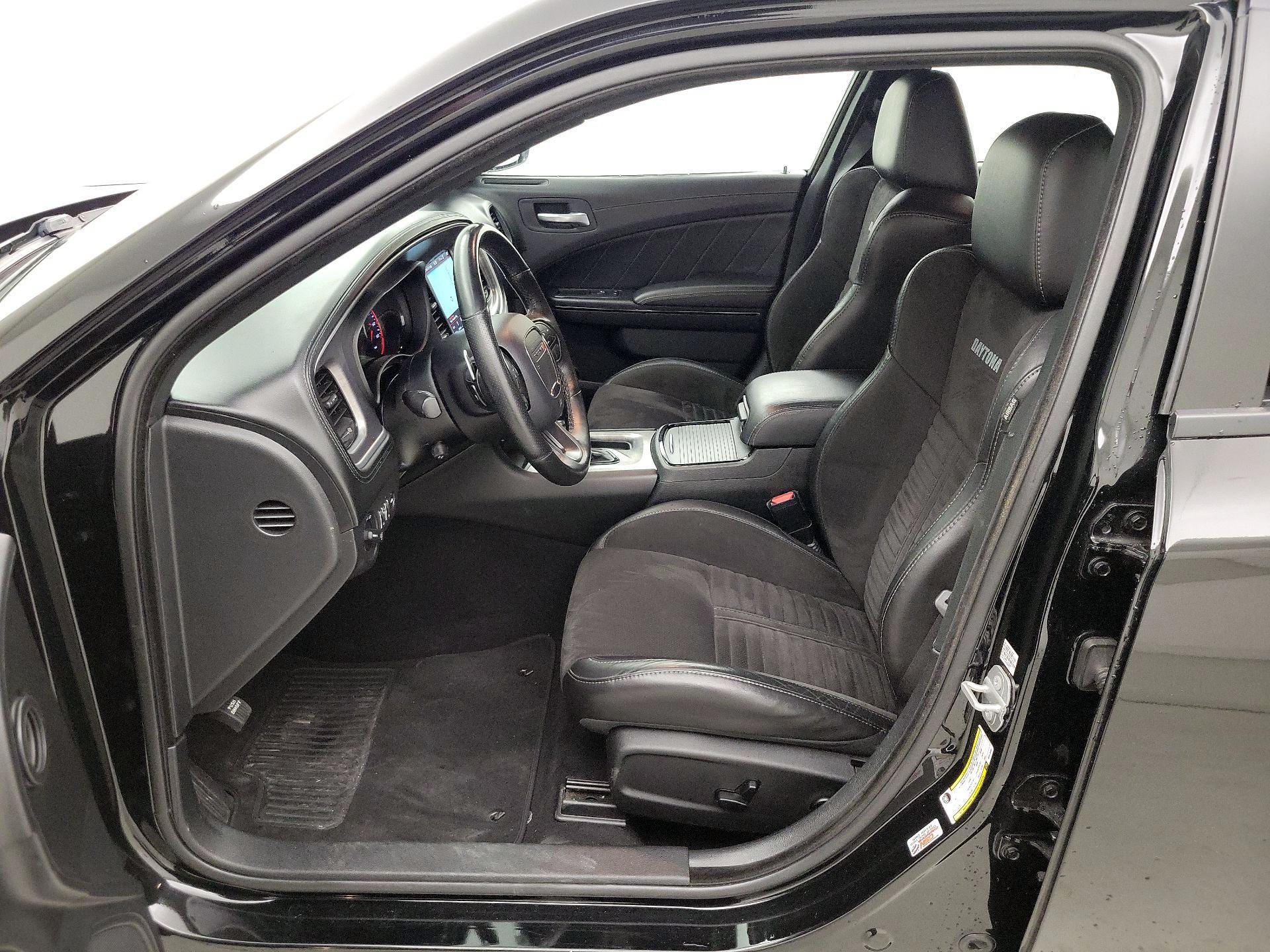 Thumbnail: 2019 Dodge Charger - 11