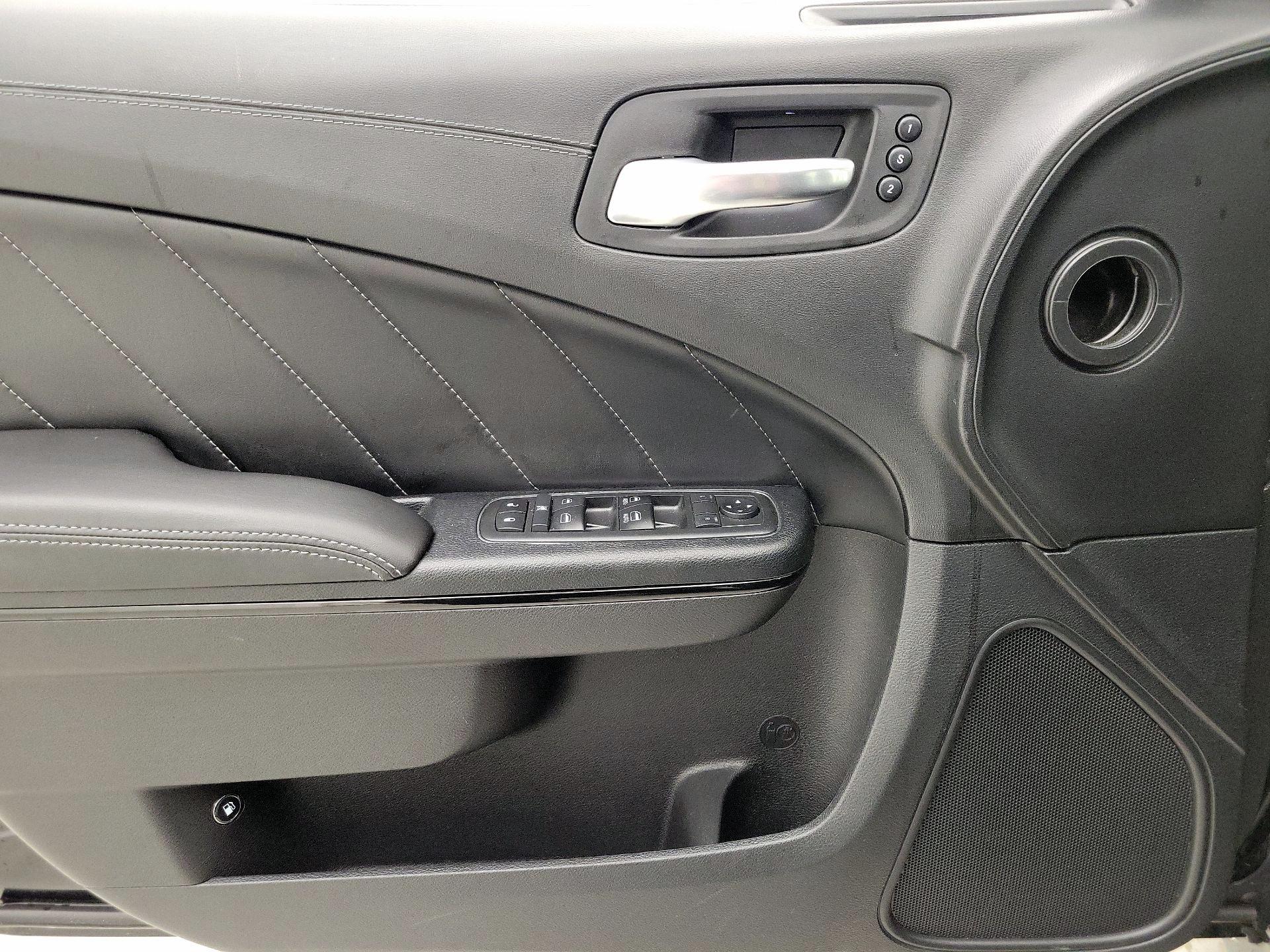 Thumbnail: 2019 Dodge Charger - 12