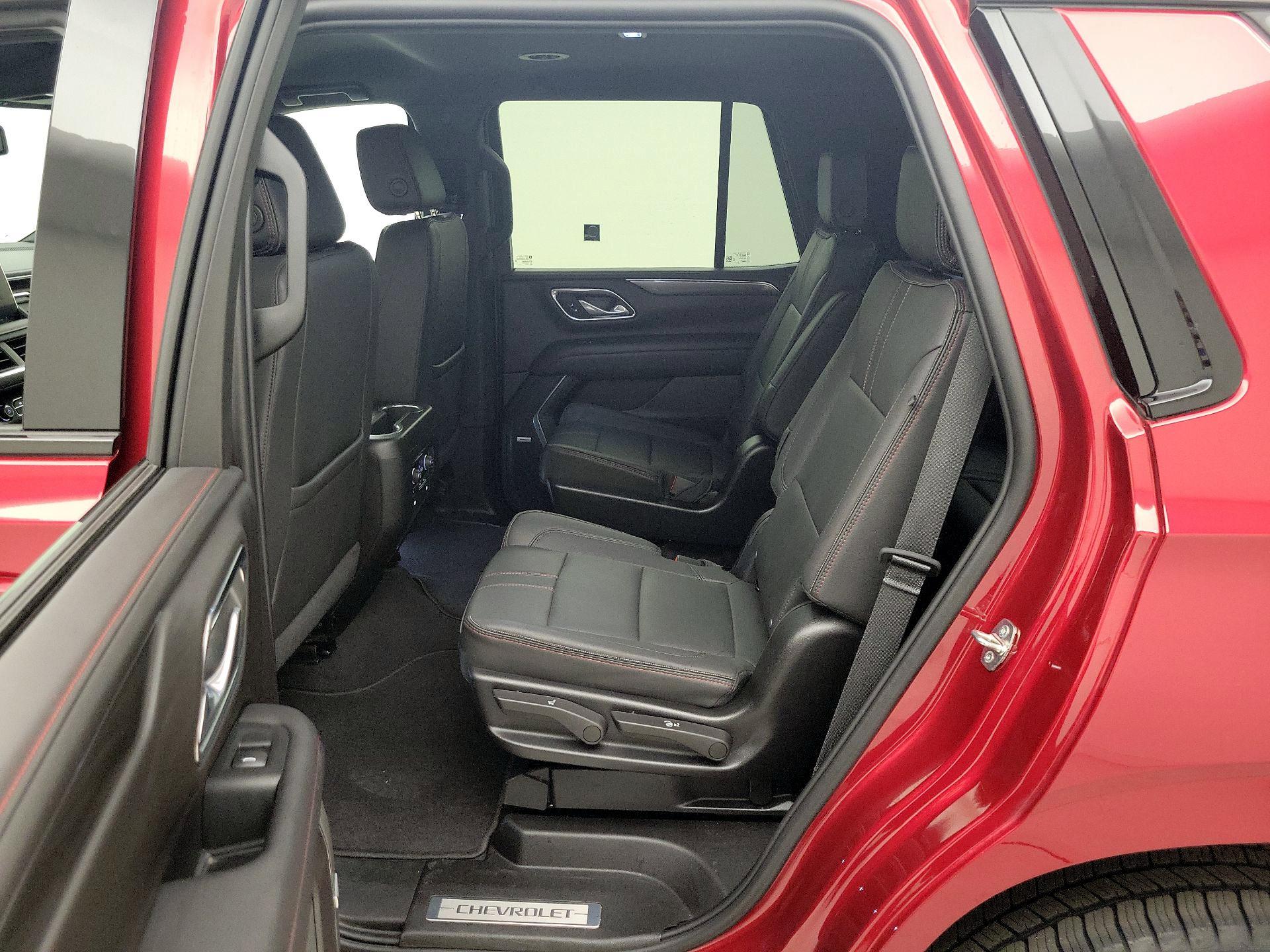 Thumbnail: 2024 Chevrolet Tahoe - 19