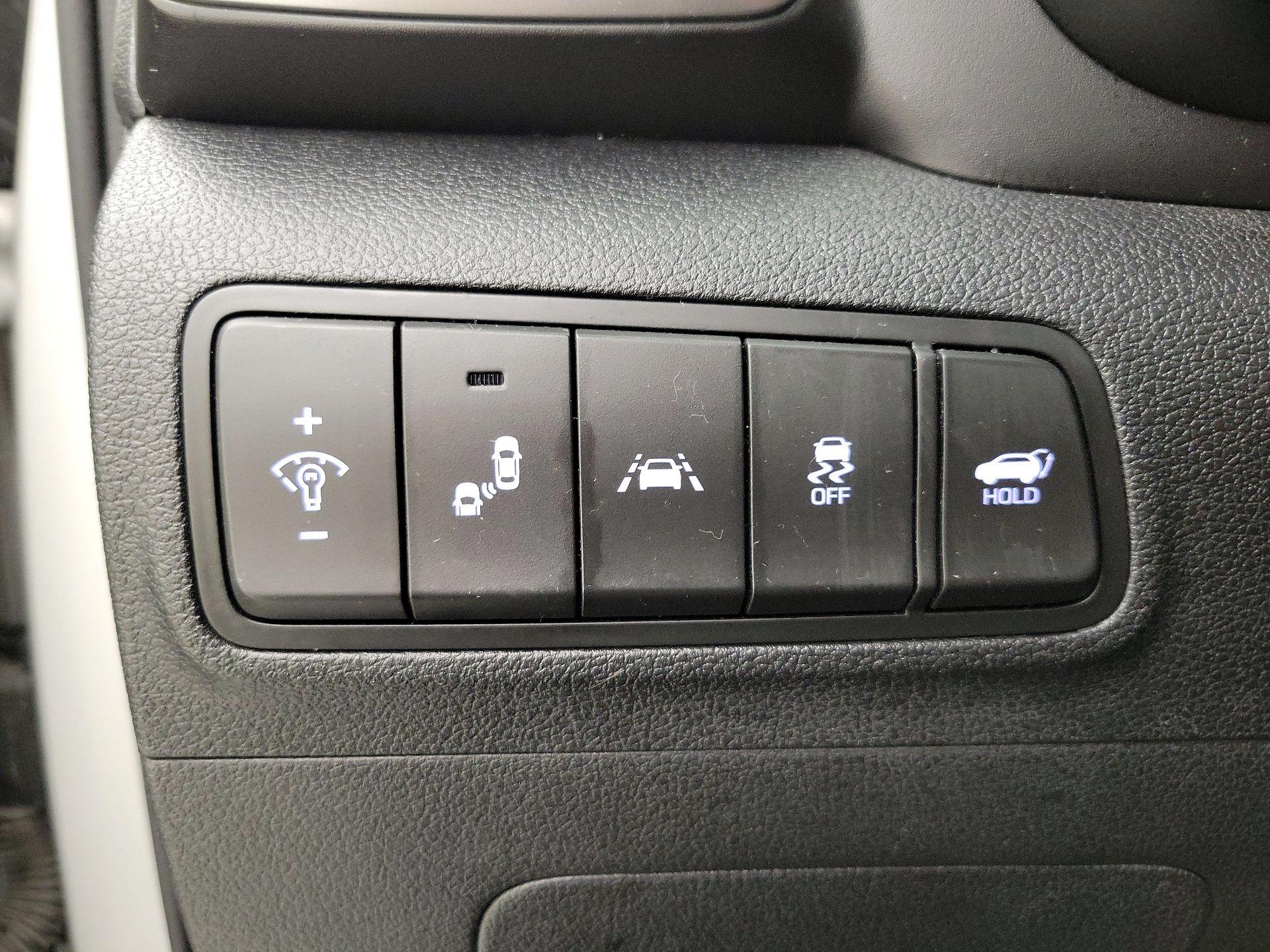 Thumbnail: 2019 Hyundai Tucson - 13