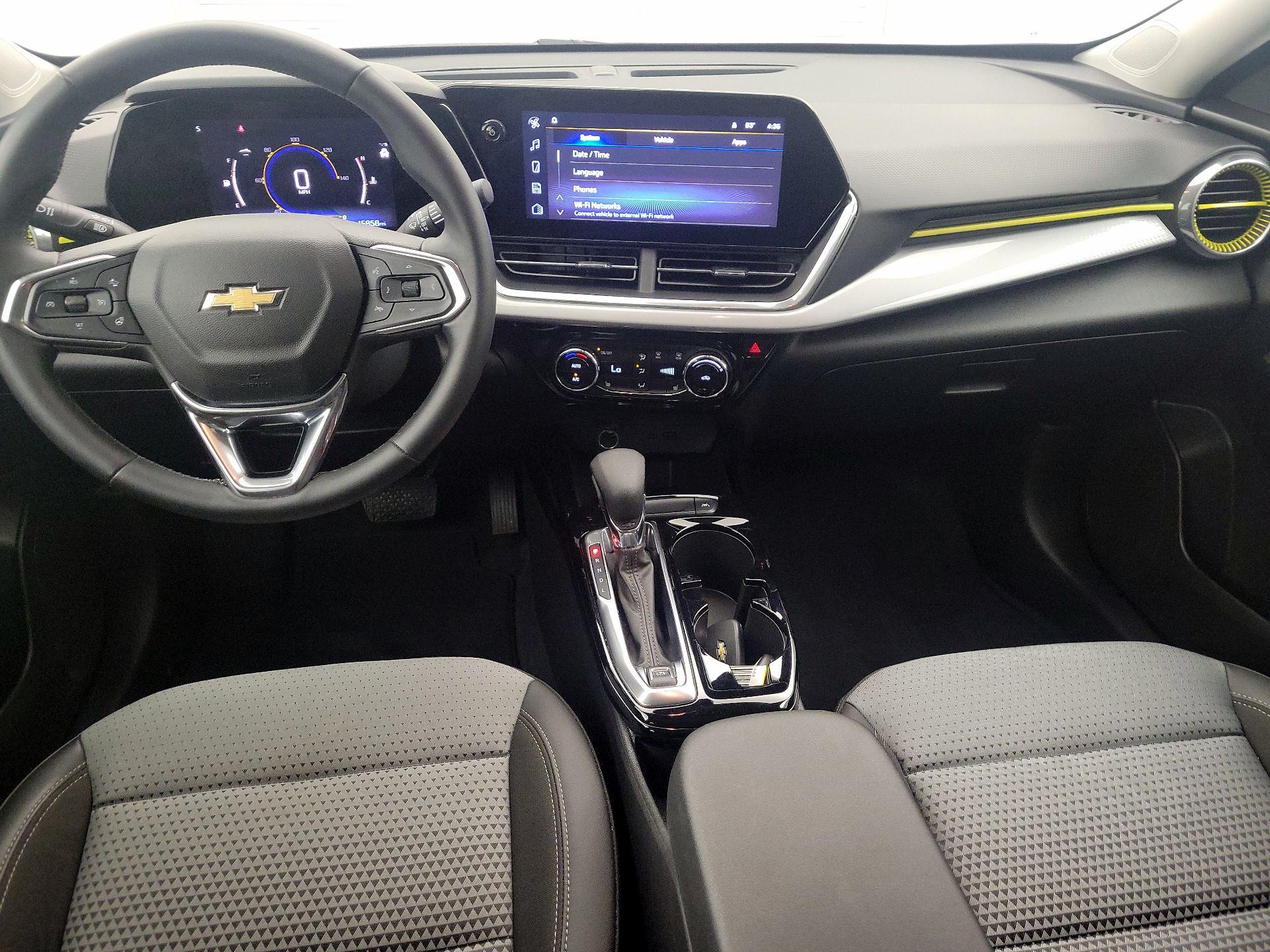 Thumbnail: 2024 Chevrolet Trax - 9