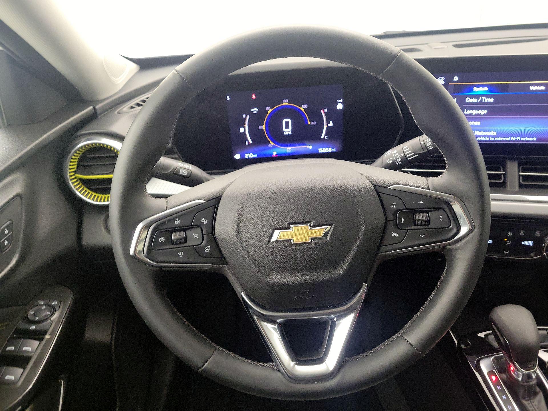 Thumbnail: 2024 Chevrolet Trax - 10