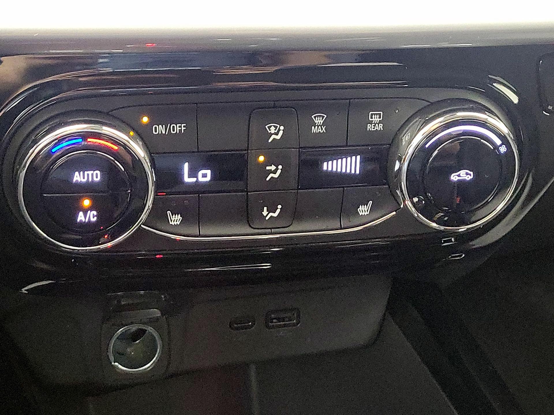 Thumbnail: 2024 Chevrolet Trax - 16