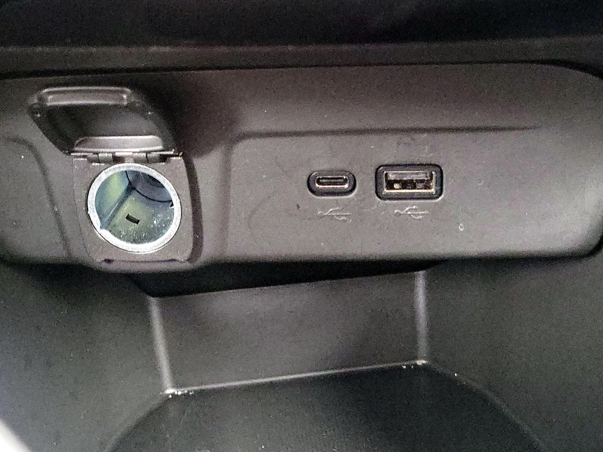 Thumbnail: 2024 Chevrolet Trax - 18