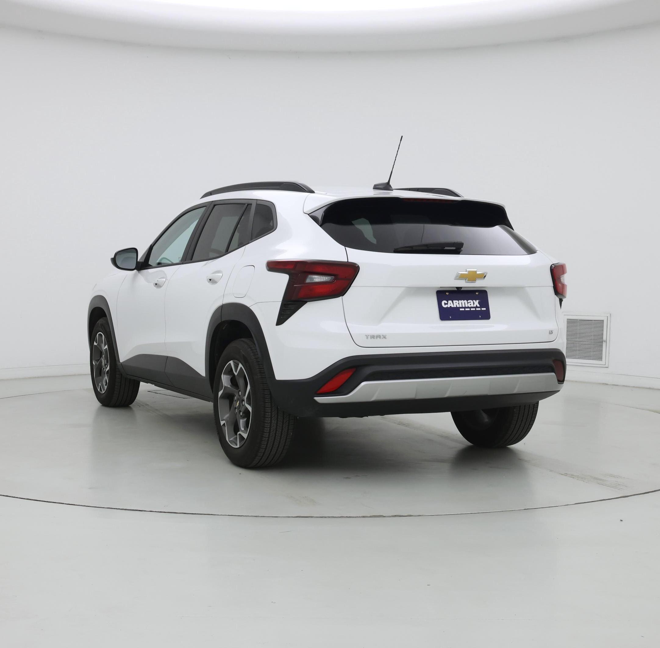 Thumbnail: 2024 Chevrolet Trax - 2