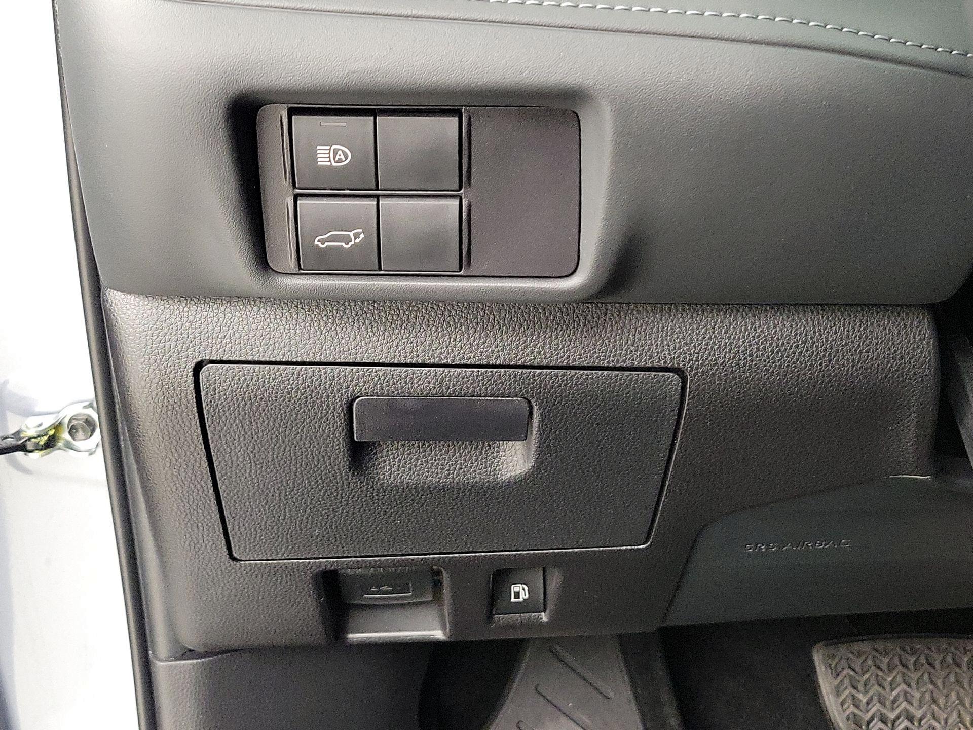 Thumbnail: 2022 Toyota Highlander - 13