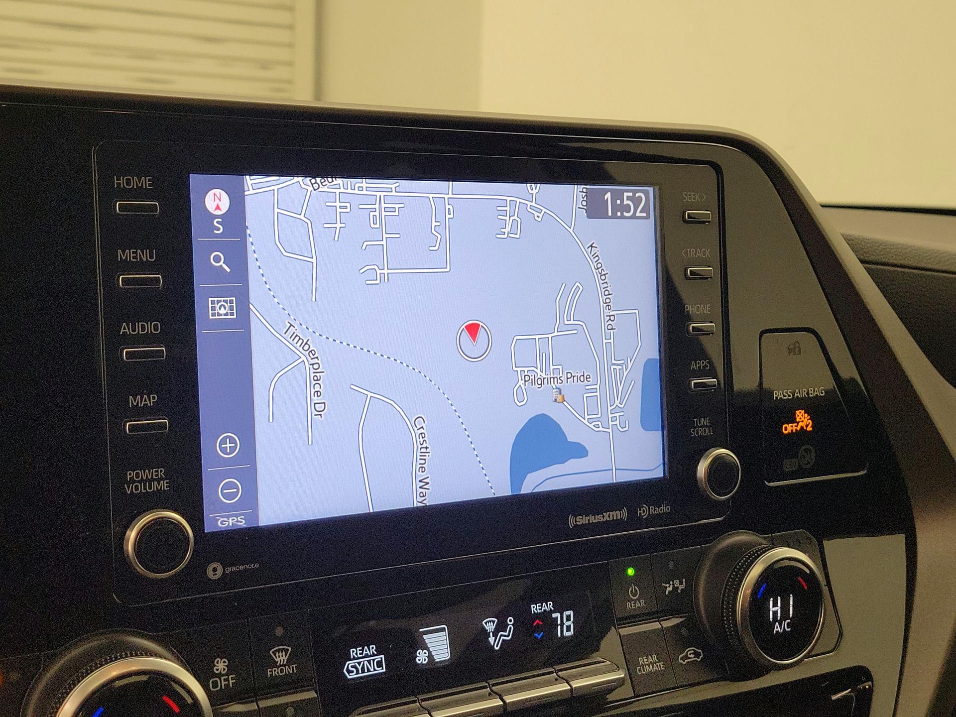 Thumbnail: 2022 Toyota Highlander - 14