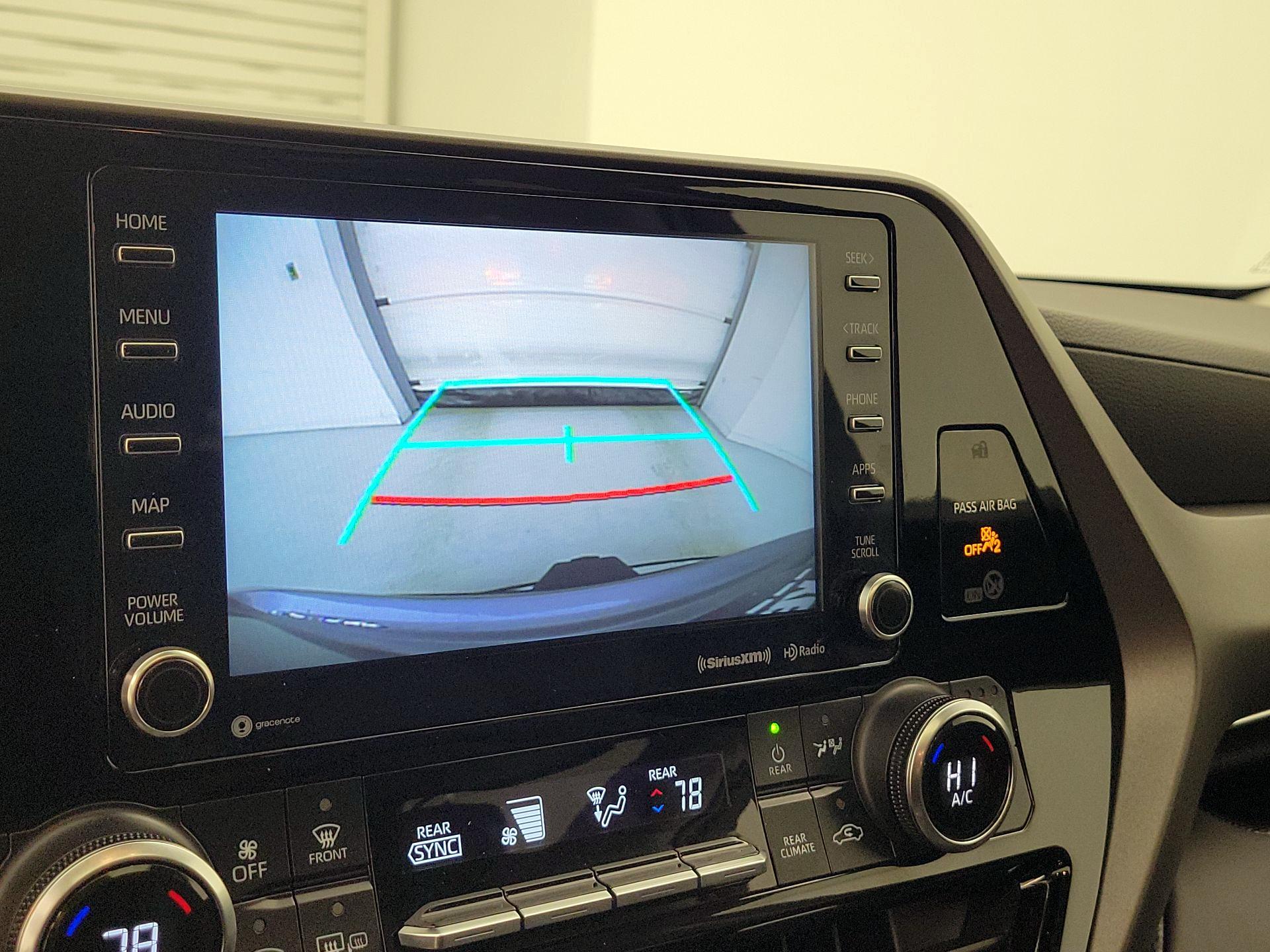 Thumbnail: 2022 Toyota Highlander - 15