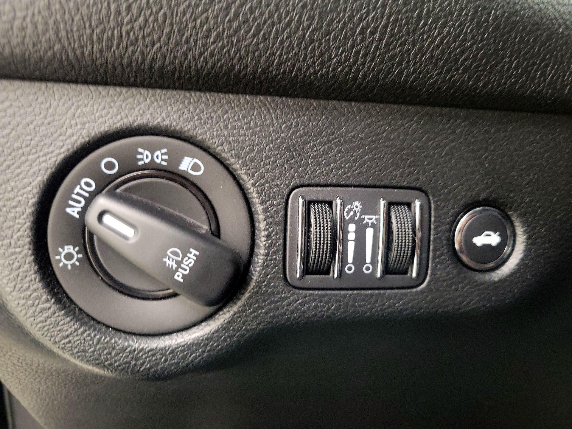 Thumbnail: 2019 Dodge Challenger - 13