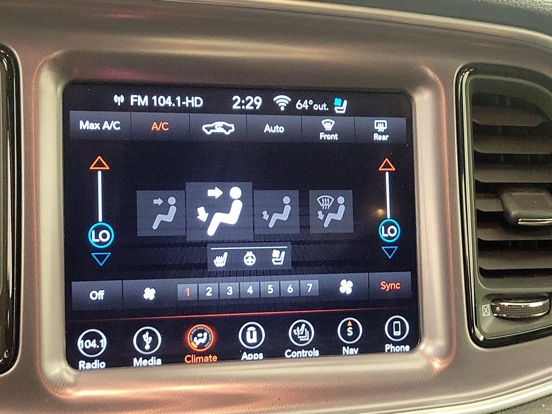 Thumbnail: 2019 Dodge Challenger - 17