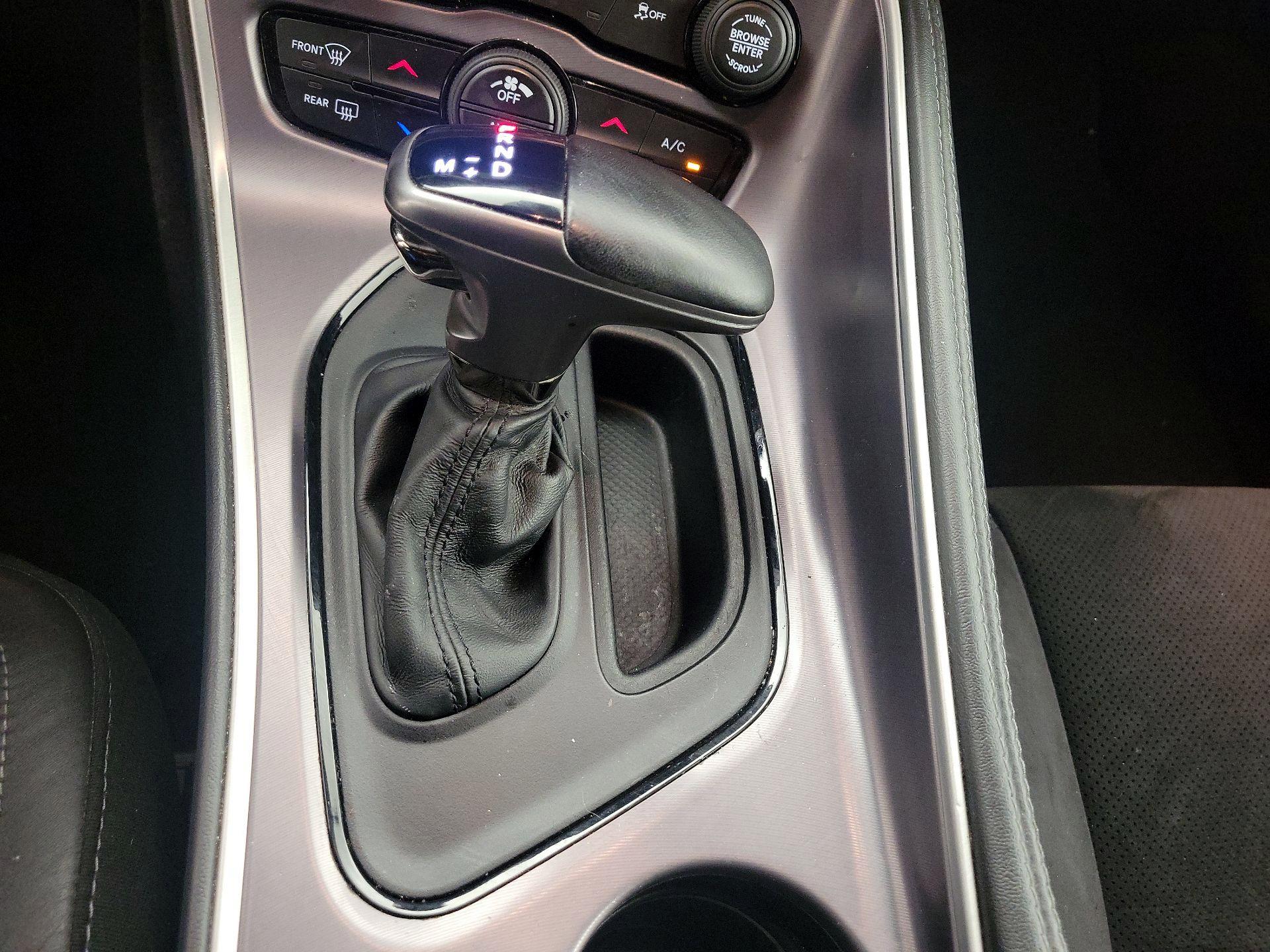 Thumbnail: 2019 Dodge Challenger - 18