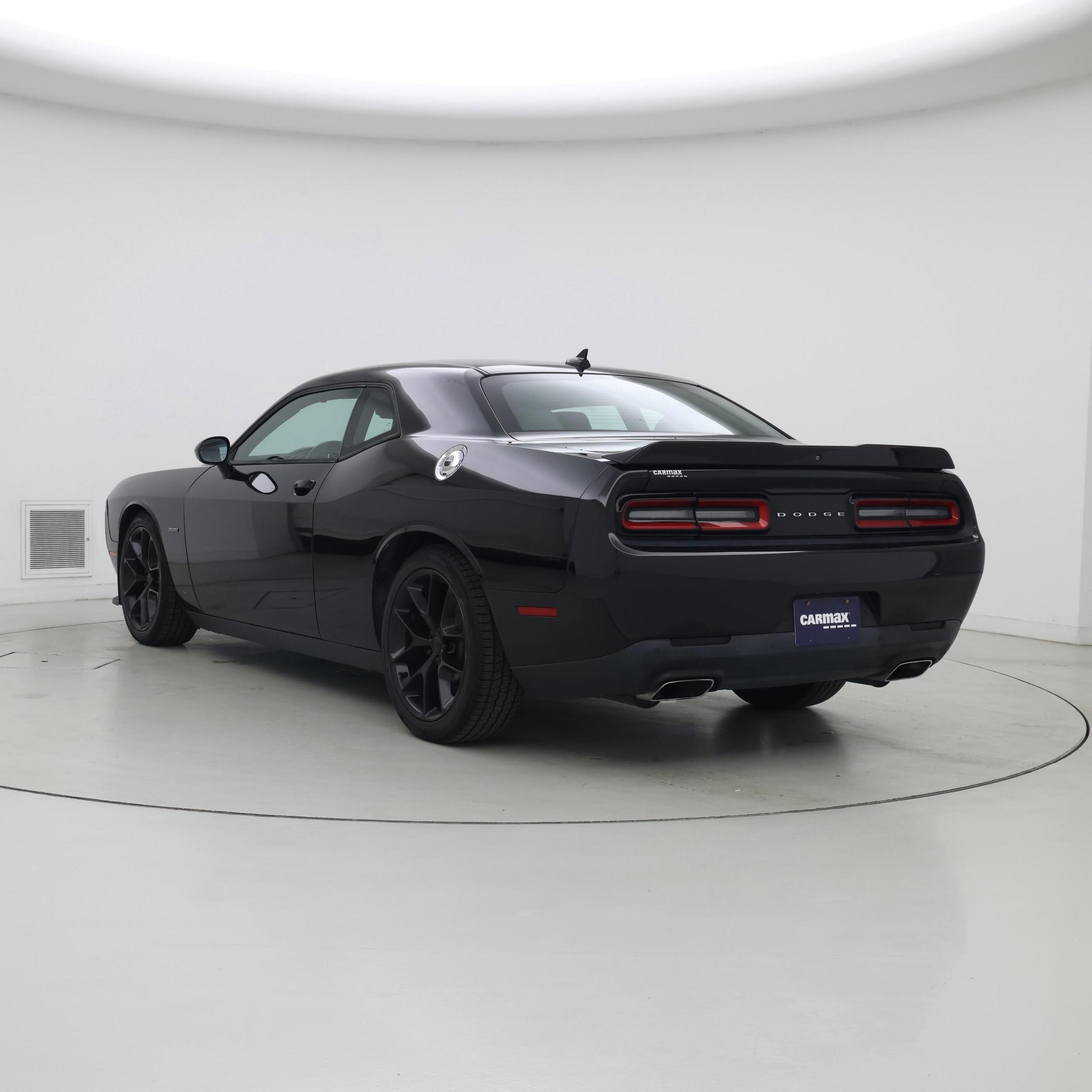 Thumbnail: 2019 Dodge Challenger - 2