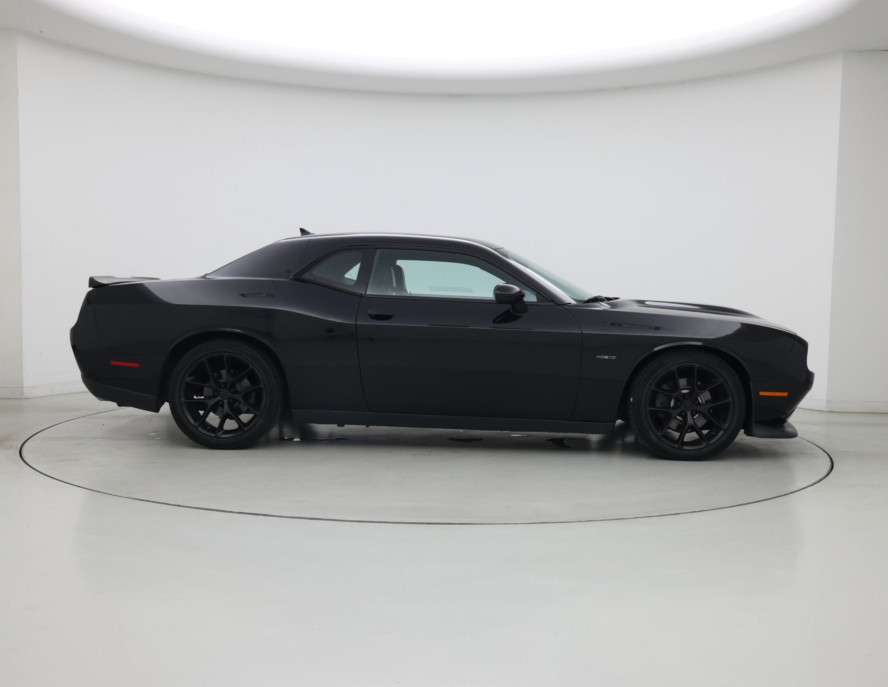 Thumbnail: 2019 Dodge Challenger - 7