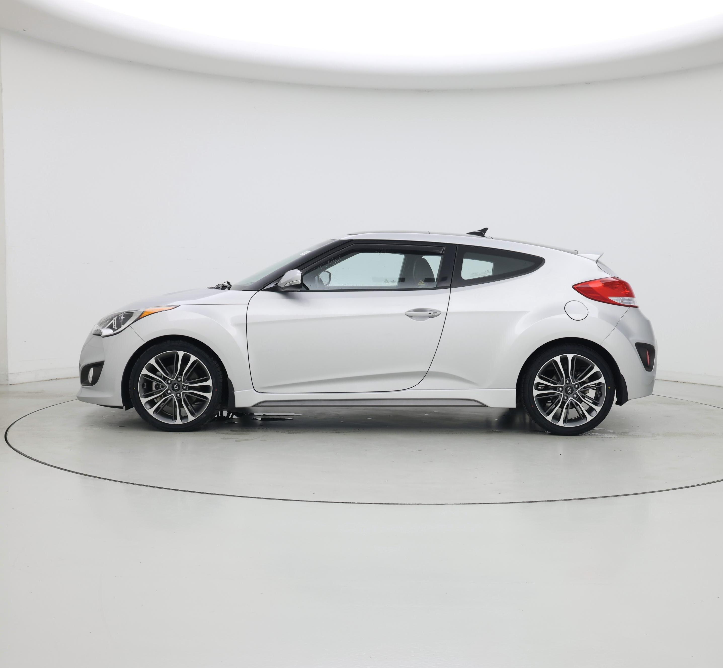 Thumbnail: 2017 Hyundai Veloster - 3