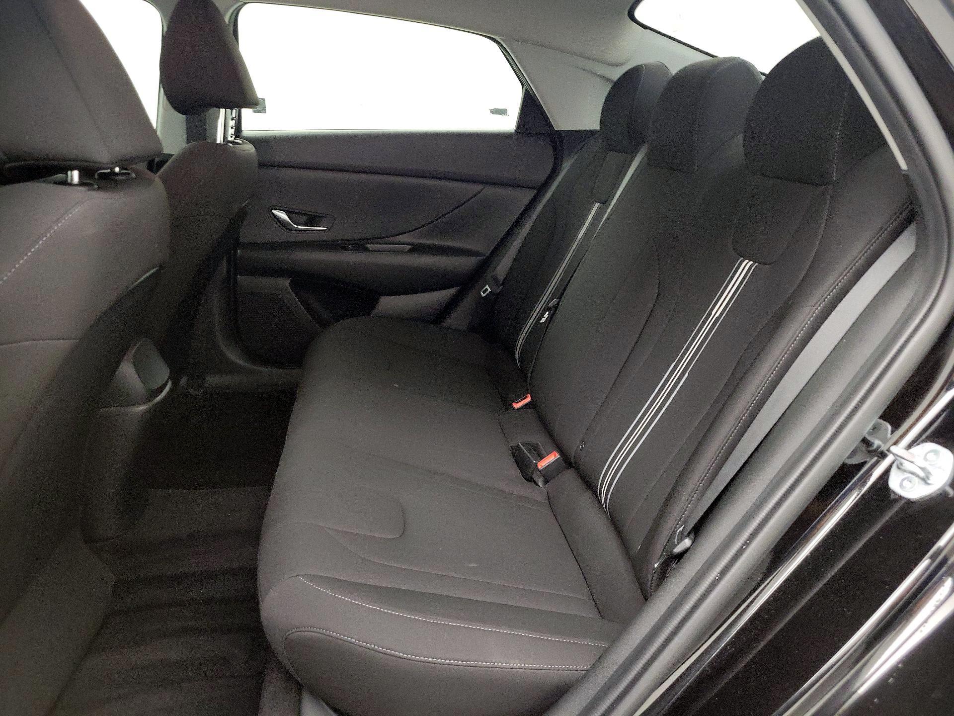 Thumbnail: 2023 Hyundai Elantra - 19