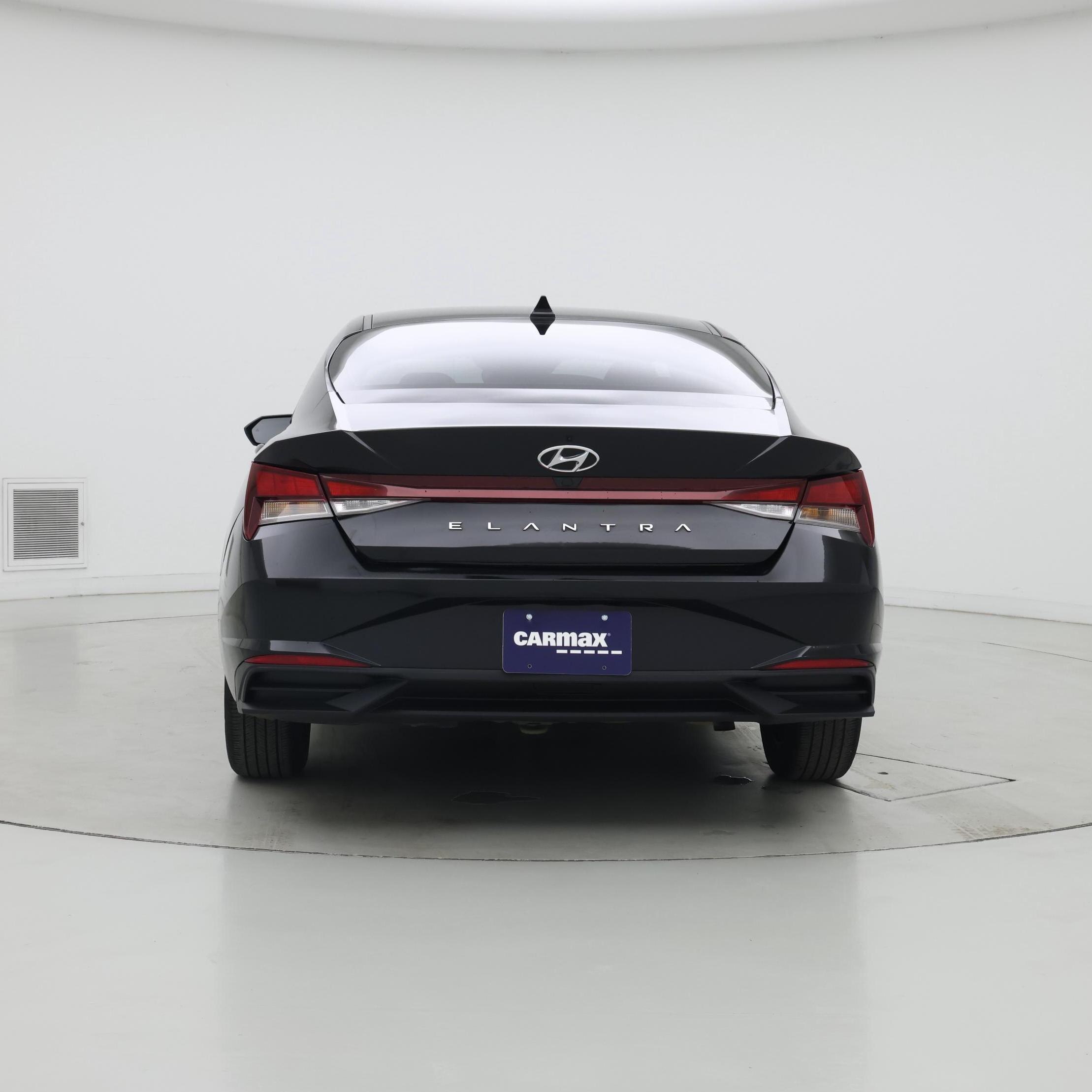 Thumbnail: 2023 Hyundai Elantra - 6