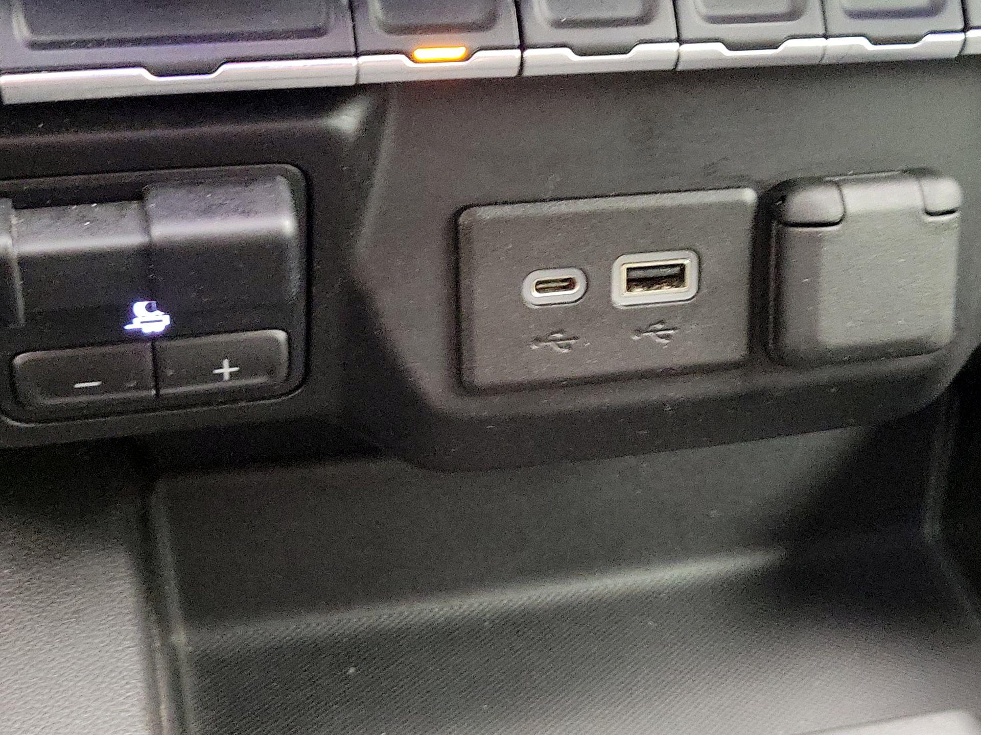 Thumbnail: 2022 Chevrolet Silverado 2500 - 18